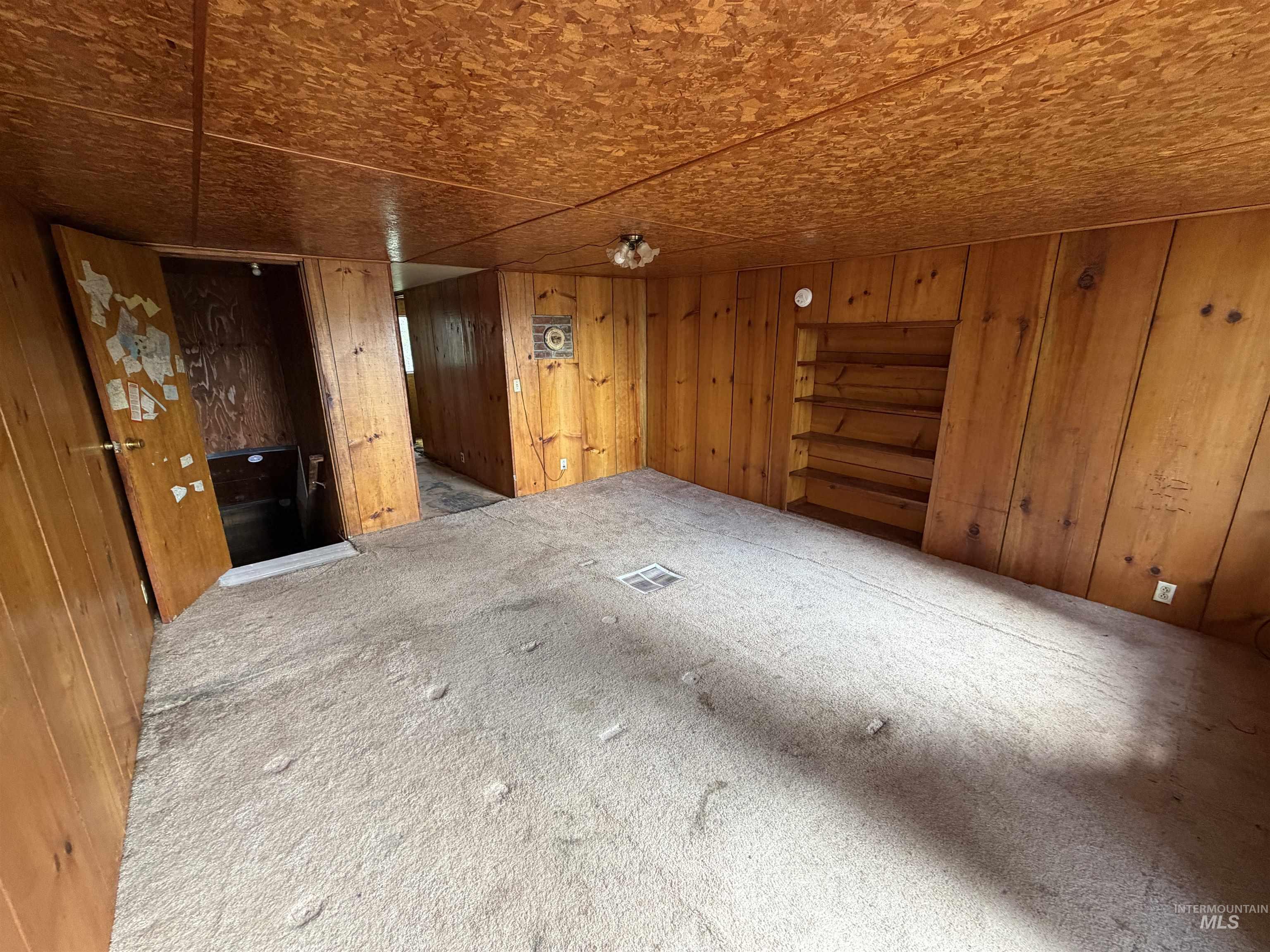 1010 Mustang Lane, Helmer, Idaho 83823, 3 Bedrooms, 2 Bathrooms, Residential For Sale, Price $275,000, 98988028