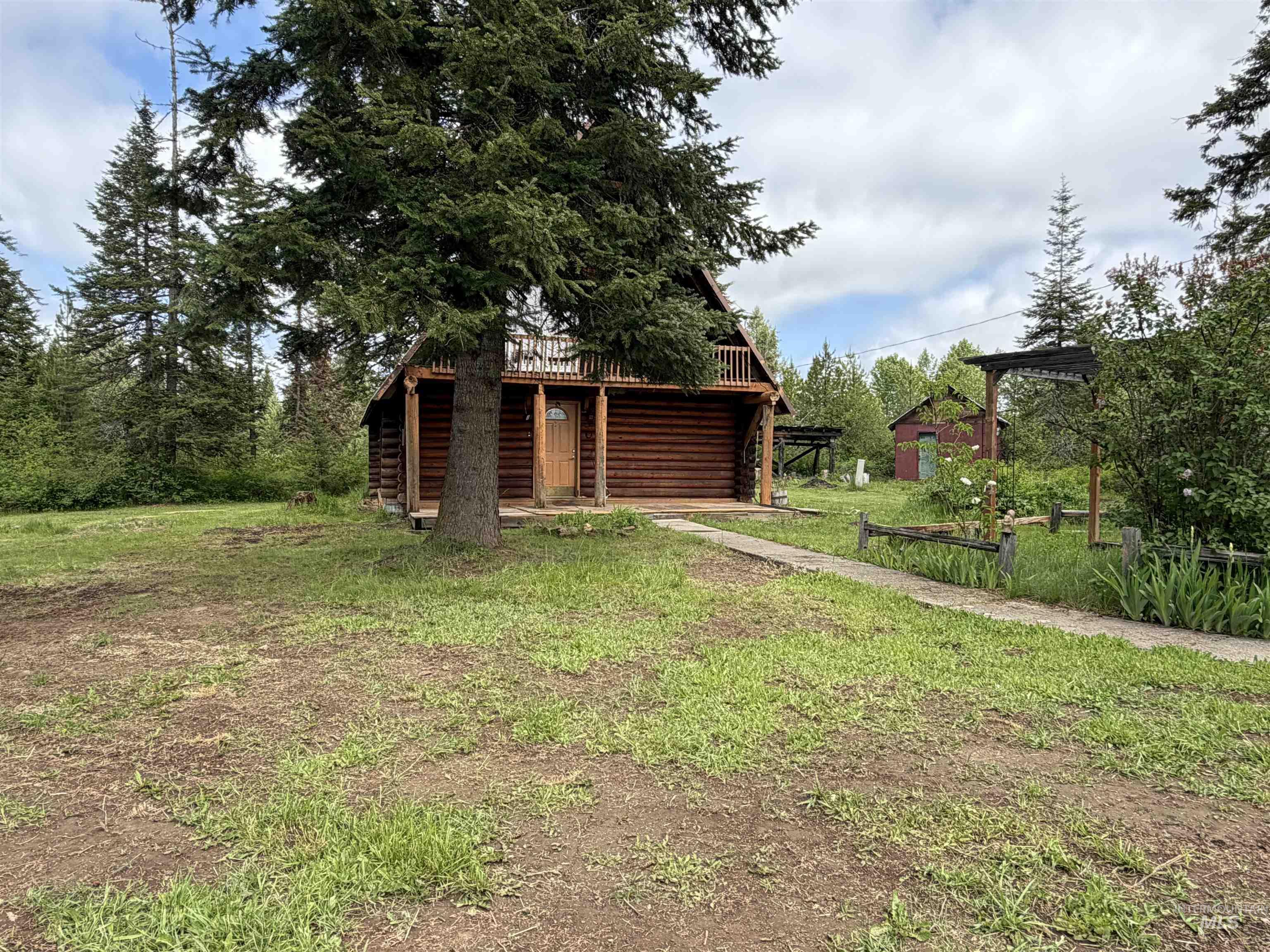 1010 Mustang Lane, Helmer, Idaho 83823, 3 Bedrooms, 2 Bathrooms, Residential For Sale, Price $275,000, 98988028