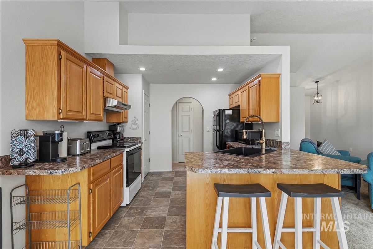 991 W Pennwood St, Meridian, Idaho 83642-2876, 4 Bedrooms, 2 Bathrooms, Residential For Sale, Price $450,000, 98988029