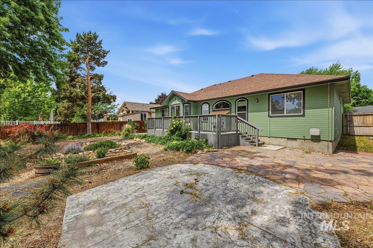 991 W Pennwood St, Meridian, Idaho 83642-2876, 4 Bedrooms, 2 Bathrooms, Residential For Sale, Price $450,000, 98988029
