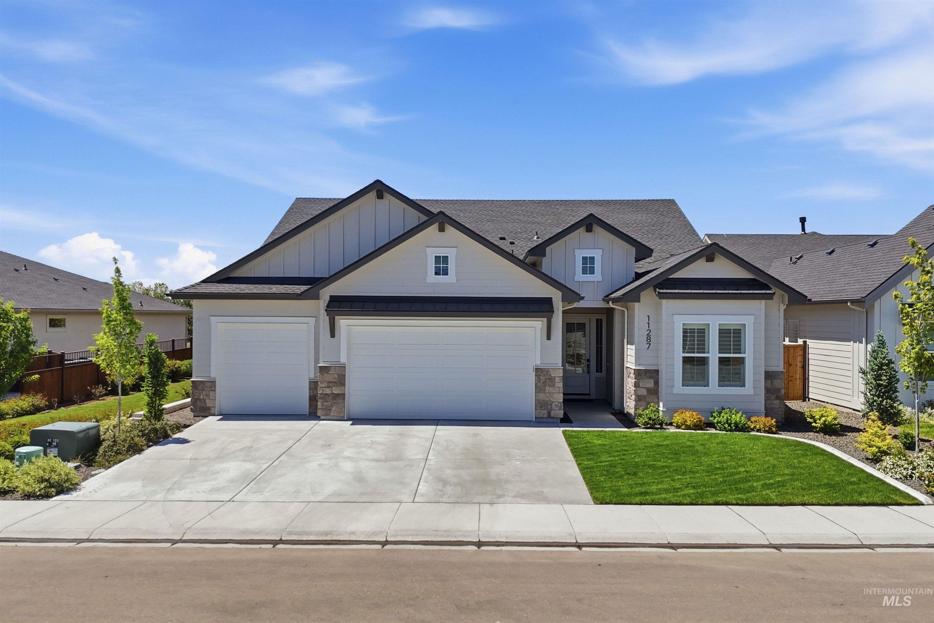 11287 S Saylis Way, Kuna, Idaho 83634, 4 Bedrooms, 3 Bathrooms, Residential For Sale, Price $909,900, 98988031