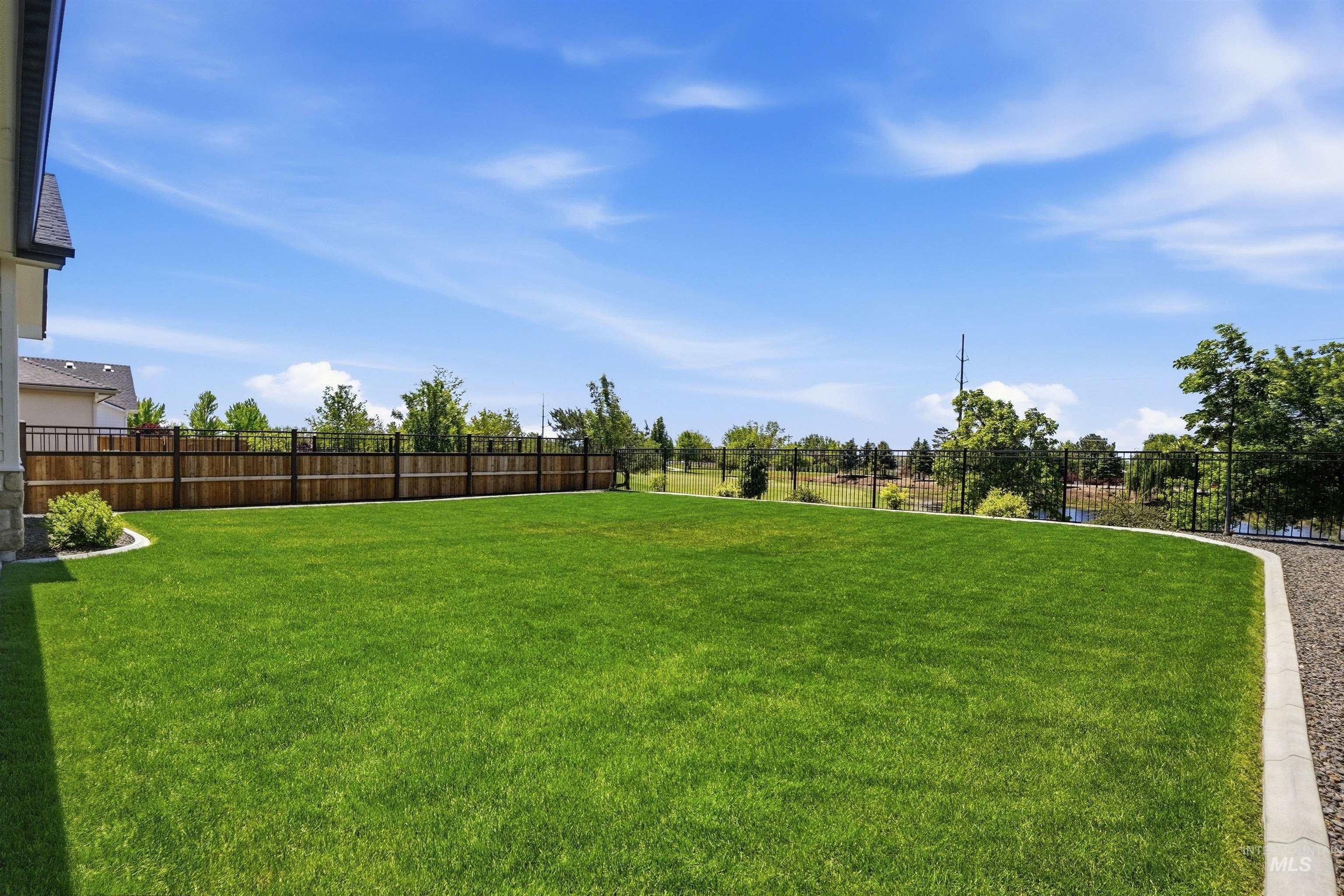 11287 S Saylis Way, Kuna, Idaho 83634, 4 Bedrooms, 3 Bathrooms, Residential For Sale, Price $909,900, 98988031