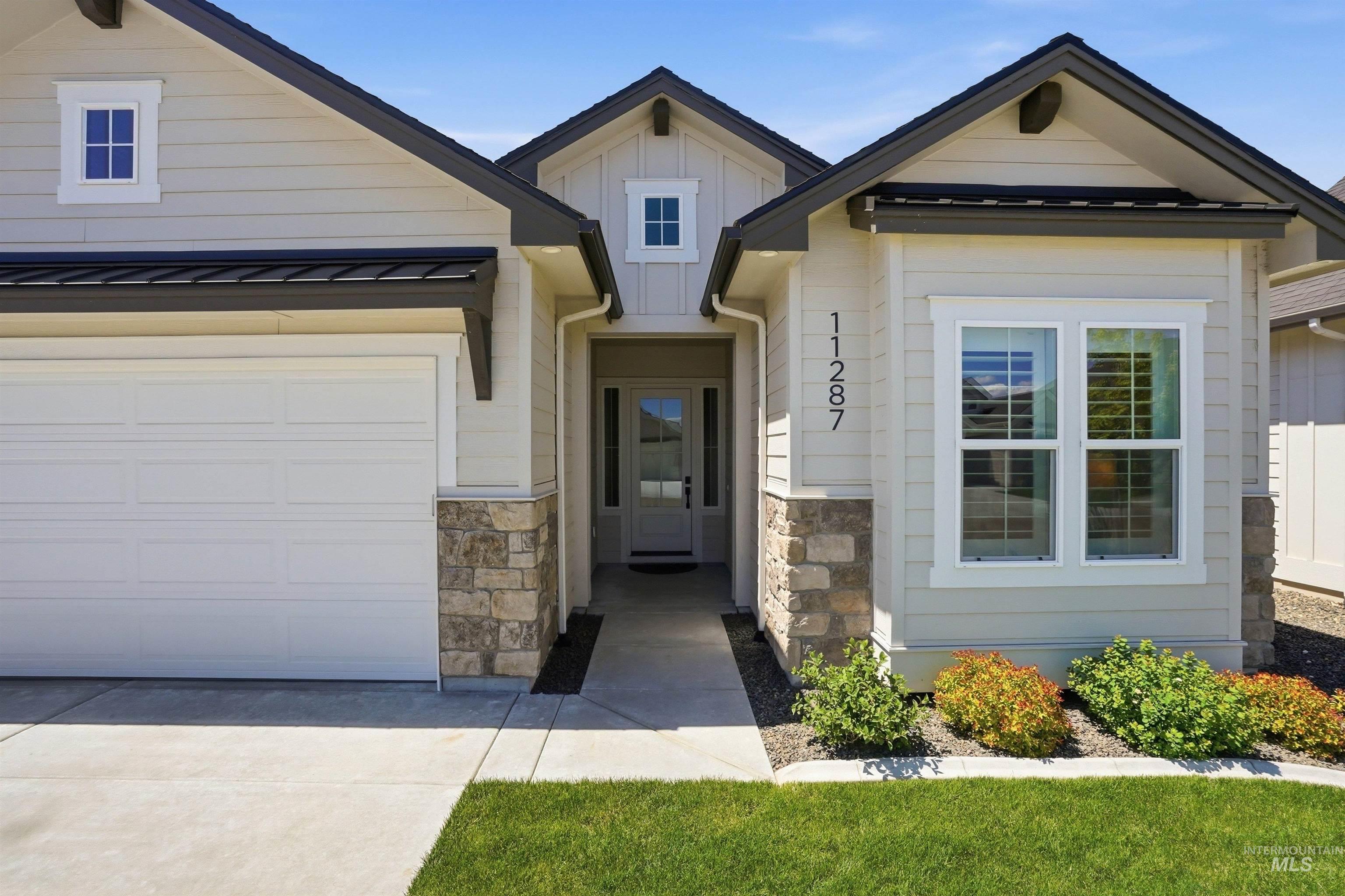 11287 S Saylis Way, Kuna, Idaho 83634, 4 Bedrooms, 3 Bathrooms, Residential For Sale, Price $909,900, 98988031