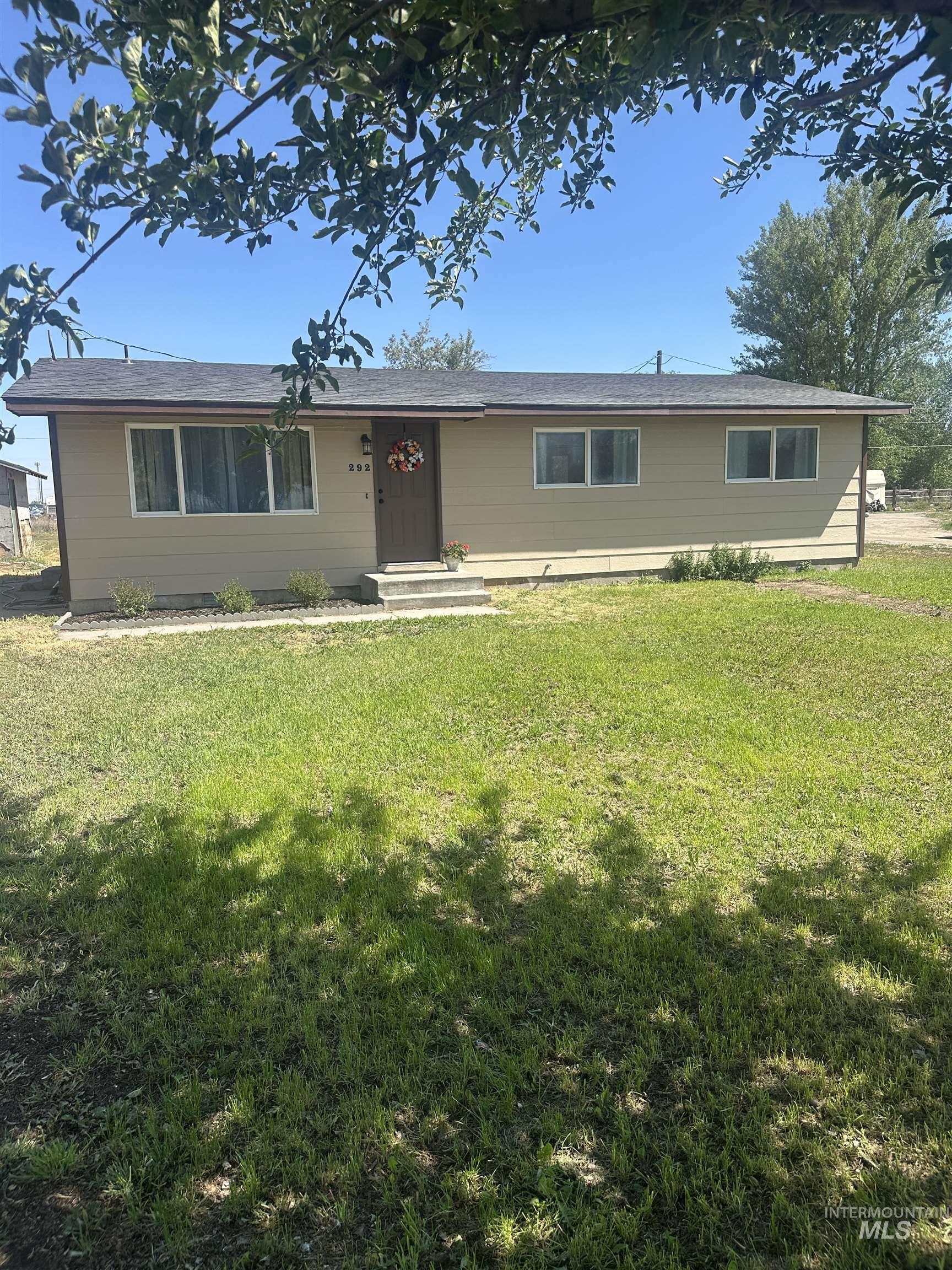 292 W Varsity Dr., Rupert, Idaho 83350, 3 Bedrooms, 1 Bathroom, Residential For Sale, Price $270,000, 98988044
