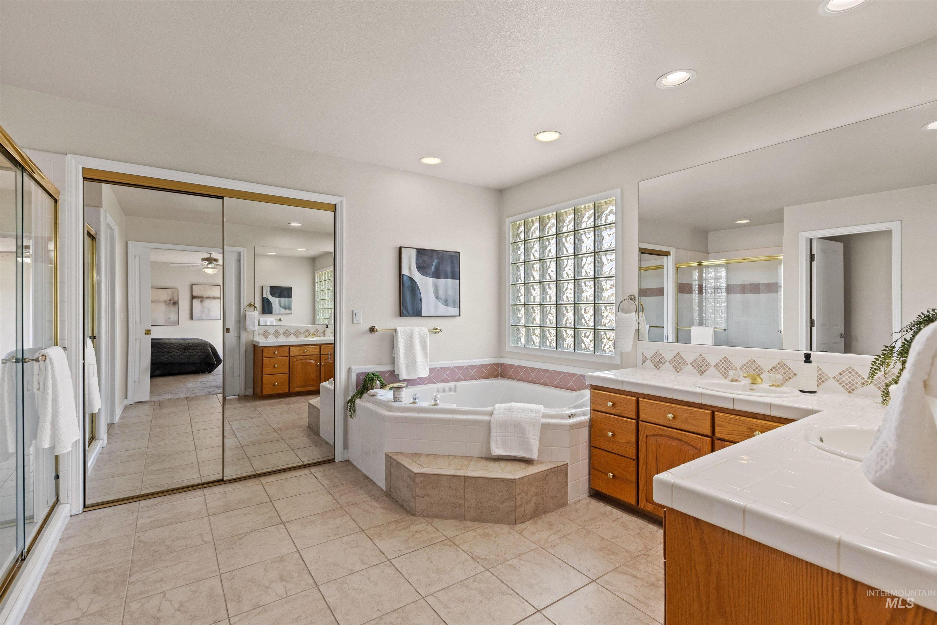 10251 W Cranberry Ct, Boise, Idaho 83704, 4 Bedrooms, 2.5 Bathrooms, Residential For Sale, Price $719,900, 98988046