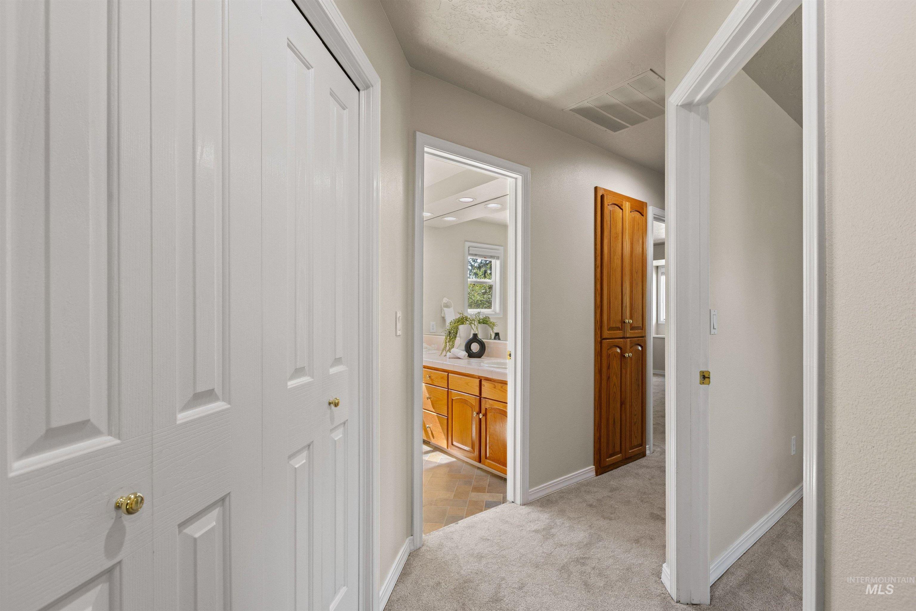 10251 W Cranberry Ct, Boise, Idaho 83704, 4 Bedrooms, 2.5 Bathrooms, Residential For Sale, Price $719,900, 98988046