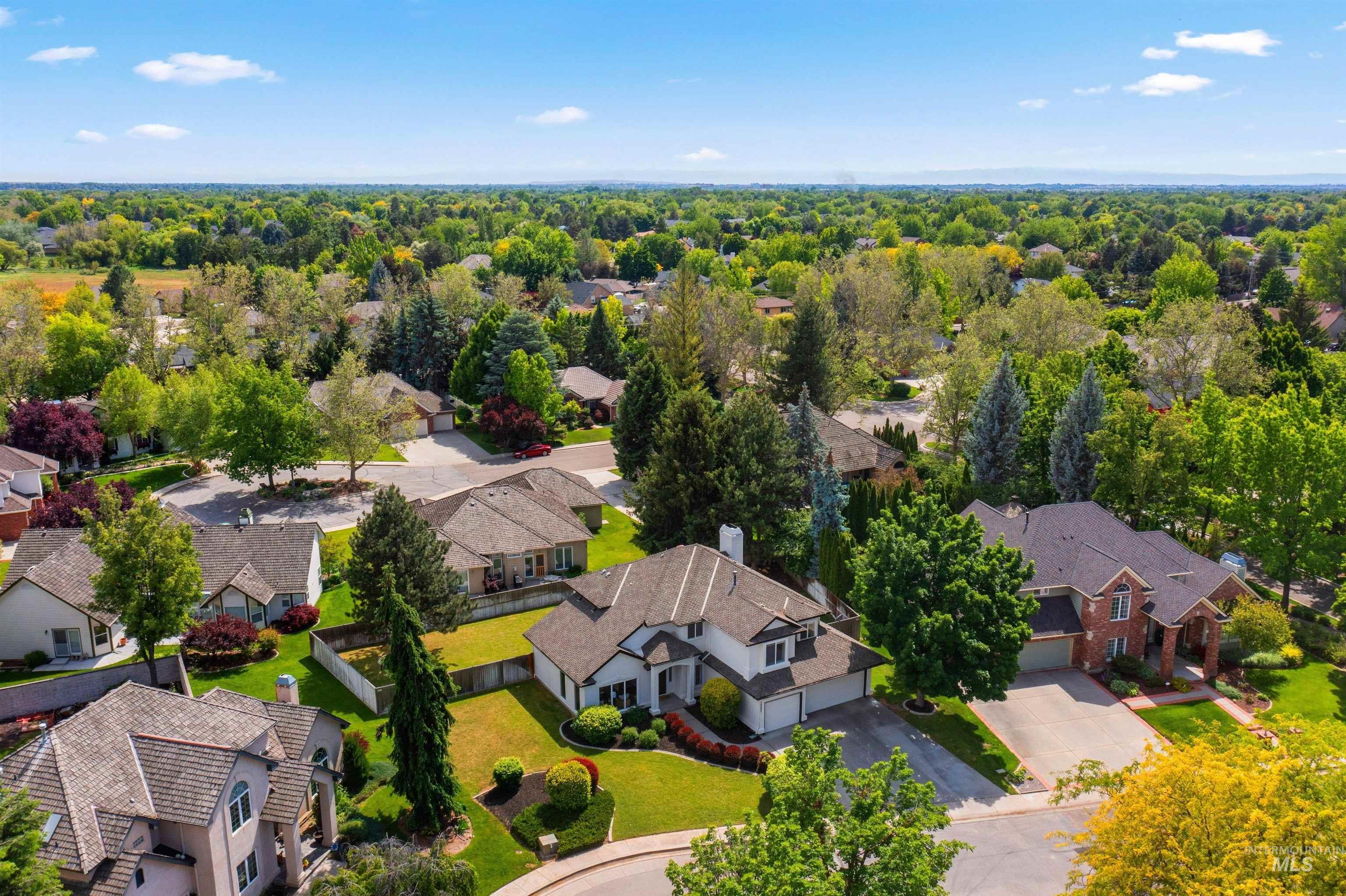10251 W Cranberry Ct, Boise, Idaho 83704, 4 Bedrooms, 2.5 Bathrooms, Residential For Sale, Price $719,900, 98988046