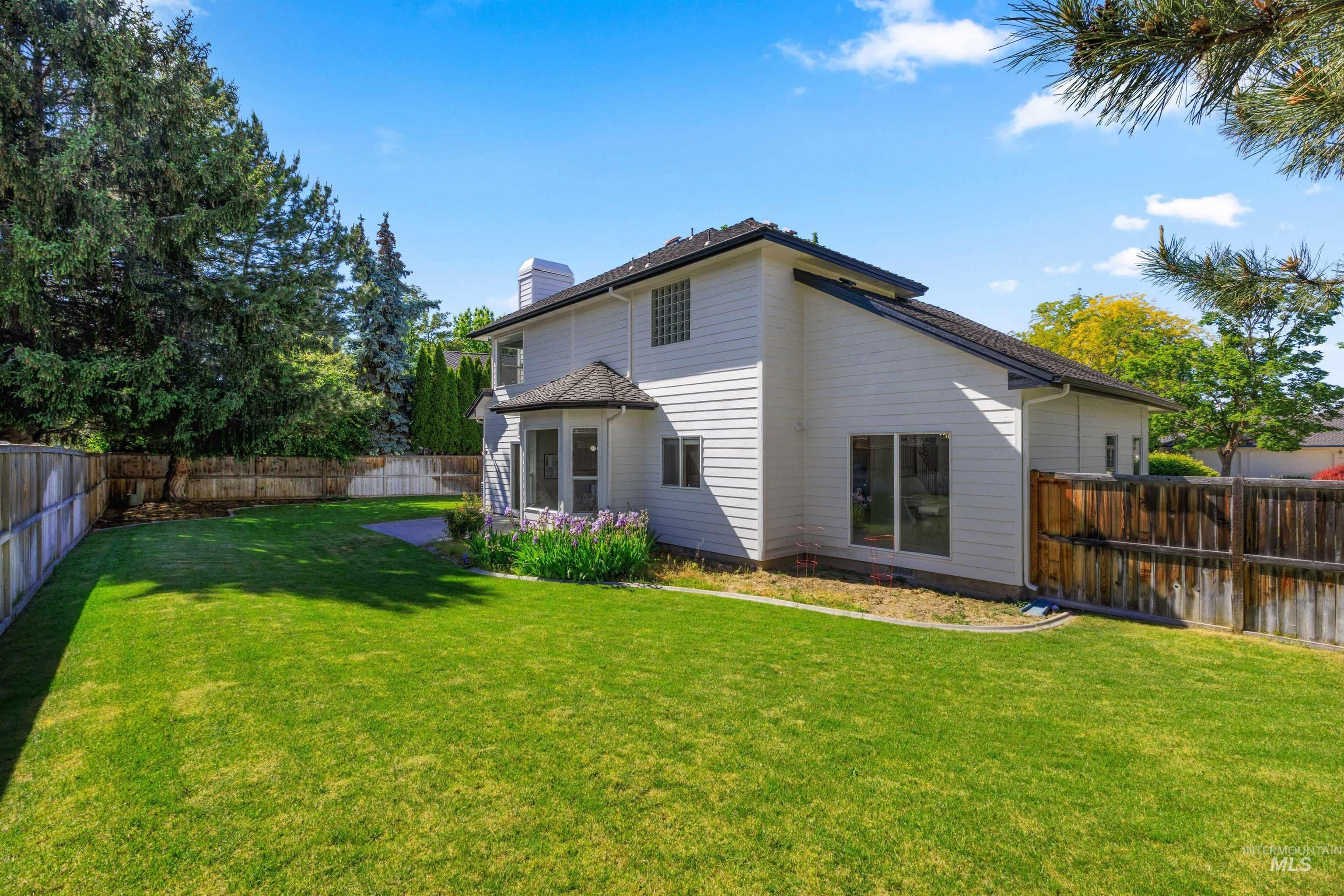 10251 W Cranberry Ct, Boise, Idaho 83704, 4 Bedrooms, 2.5 Bathrooms, Residential For Sale, Price $719,900, 98988046