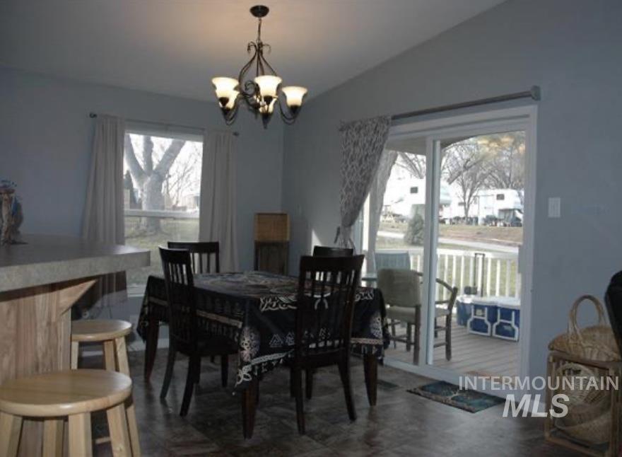 4030 River Resort Dr., Homedale, Idaho 83628, 3 Bedrooms, 2 Bathrooms, Residential For Sale, Price $149,900,MLS 98988052
