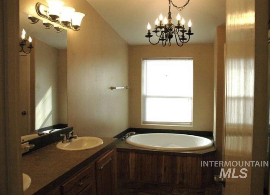 4030 River Resort Dr., Homedale, Idaho 83628, 3 Bedrooms, 2 Bathrooms, Residential For Sale, Price $149,900,MLS 98988052