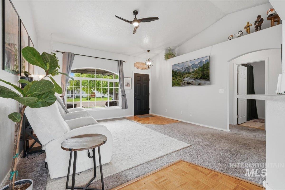 3304 S Holly St, Nampa, Idaho 83686, 3 Bedrooms, 2 Bathrooms, Residential For Sale, Price $379,000,MLS 98988059