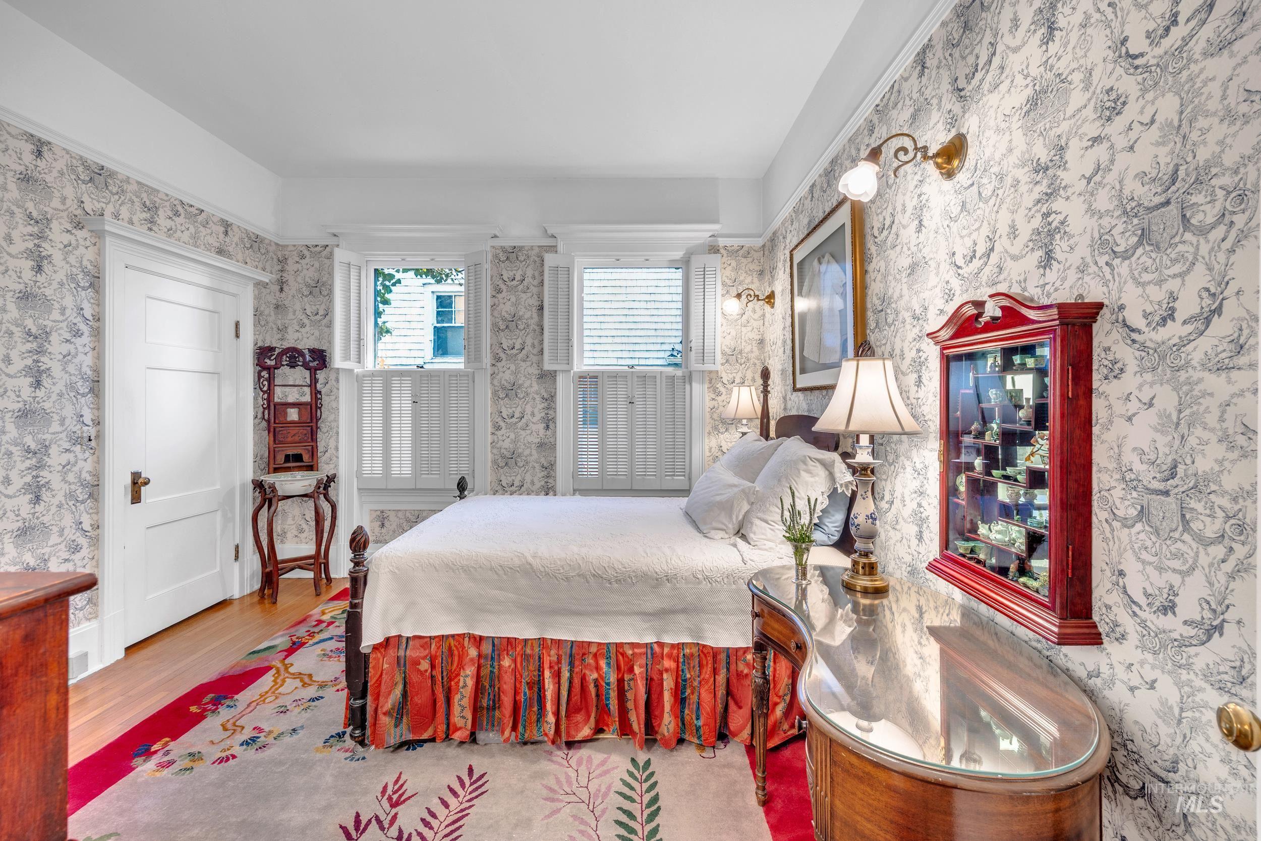 121 W Main St, Boise, Idaho 83702-7261, 7 Bedrooms, 4 Bathrooms, Residential For Sale, Price $999,000, 98988063