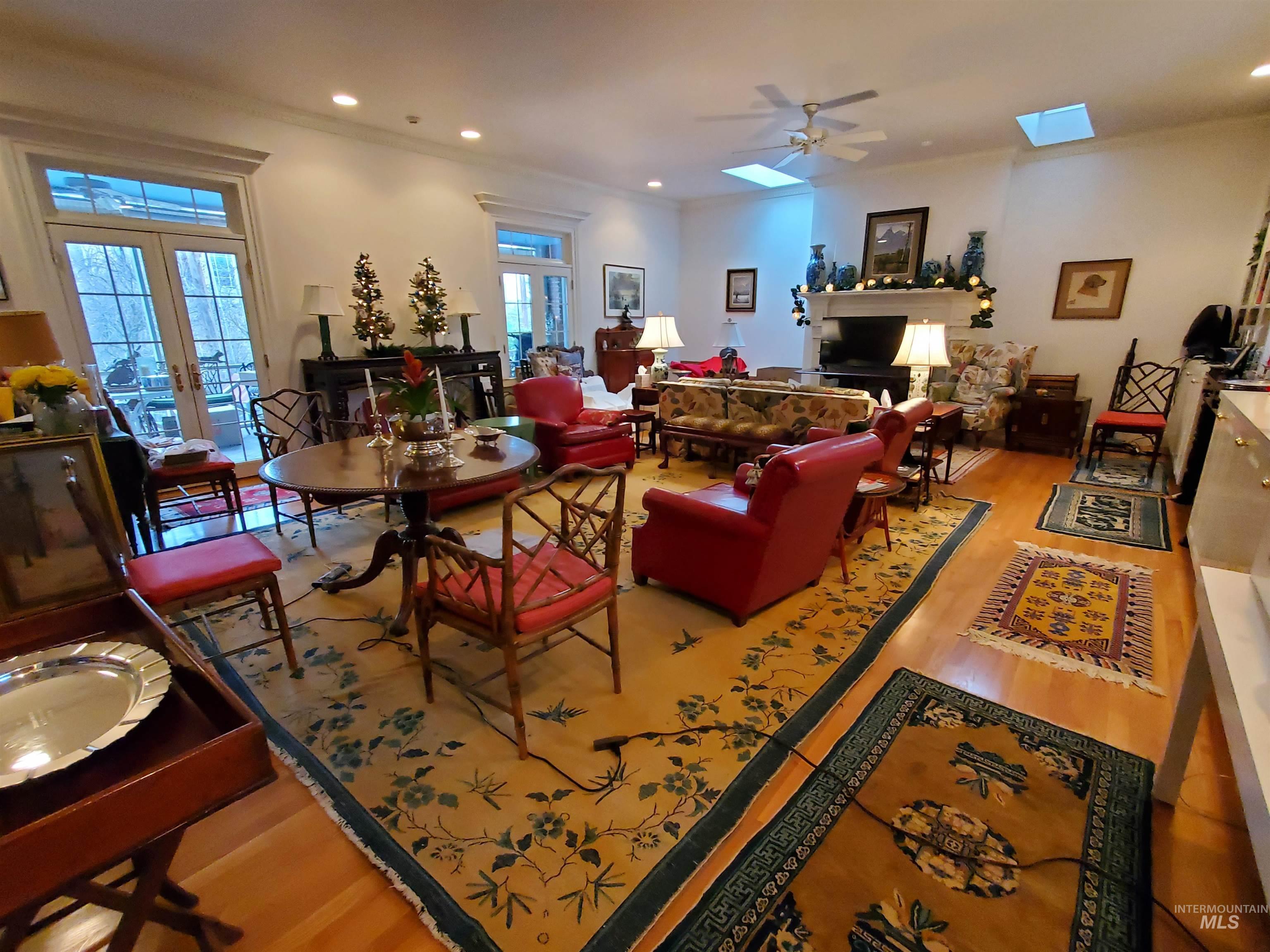 121 W Main St, Boise, Idaho 83702-7261, 7 Bedrooms, 4 Bathrooms, Residential For Sale, Price $999,000, 98988063