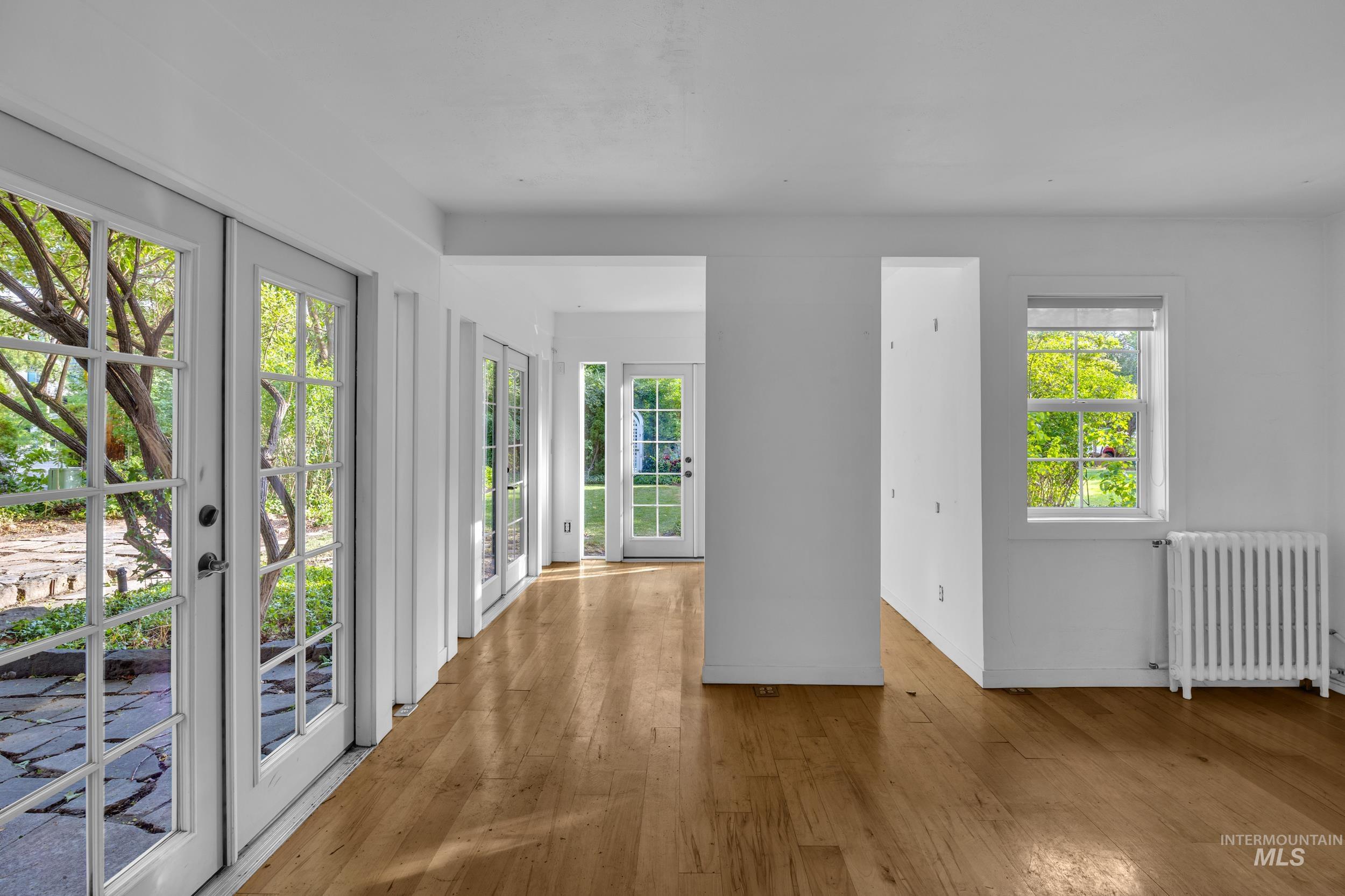 119/121 W Main St, Boise, Idaho 83702-7261, 10 Bedrooms, 7 Bathrooms, Residential For Sale, Price $1,598,000, 98988065