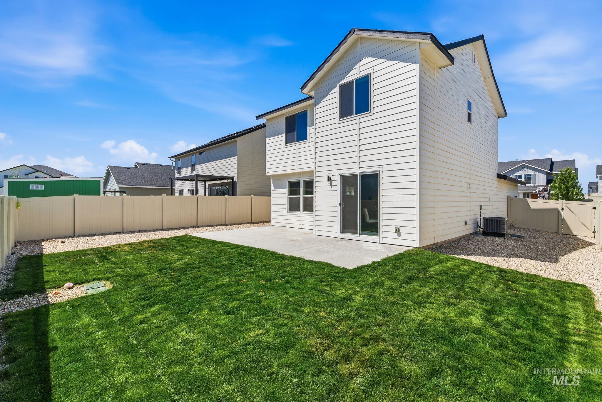100 N Meadowsweet Avenue, Kuna, Idaho 83634, 3 Bedrooms, 2.5 Bathrooms, Residential For Sale, Price $389,900,MLS 98988069