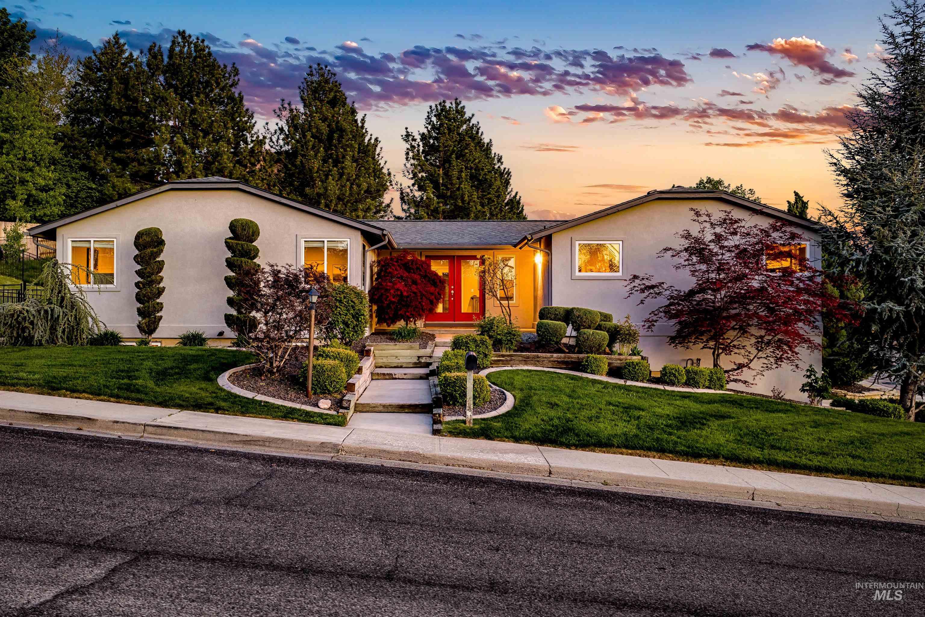 709 E Braemere Road, Boise, Idaho 83702, 4 Bedrooms, 4.5 Bathrooms, Residential For Sale, Price $1,495,000, 98988072