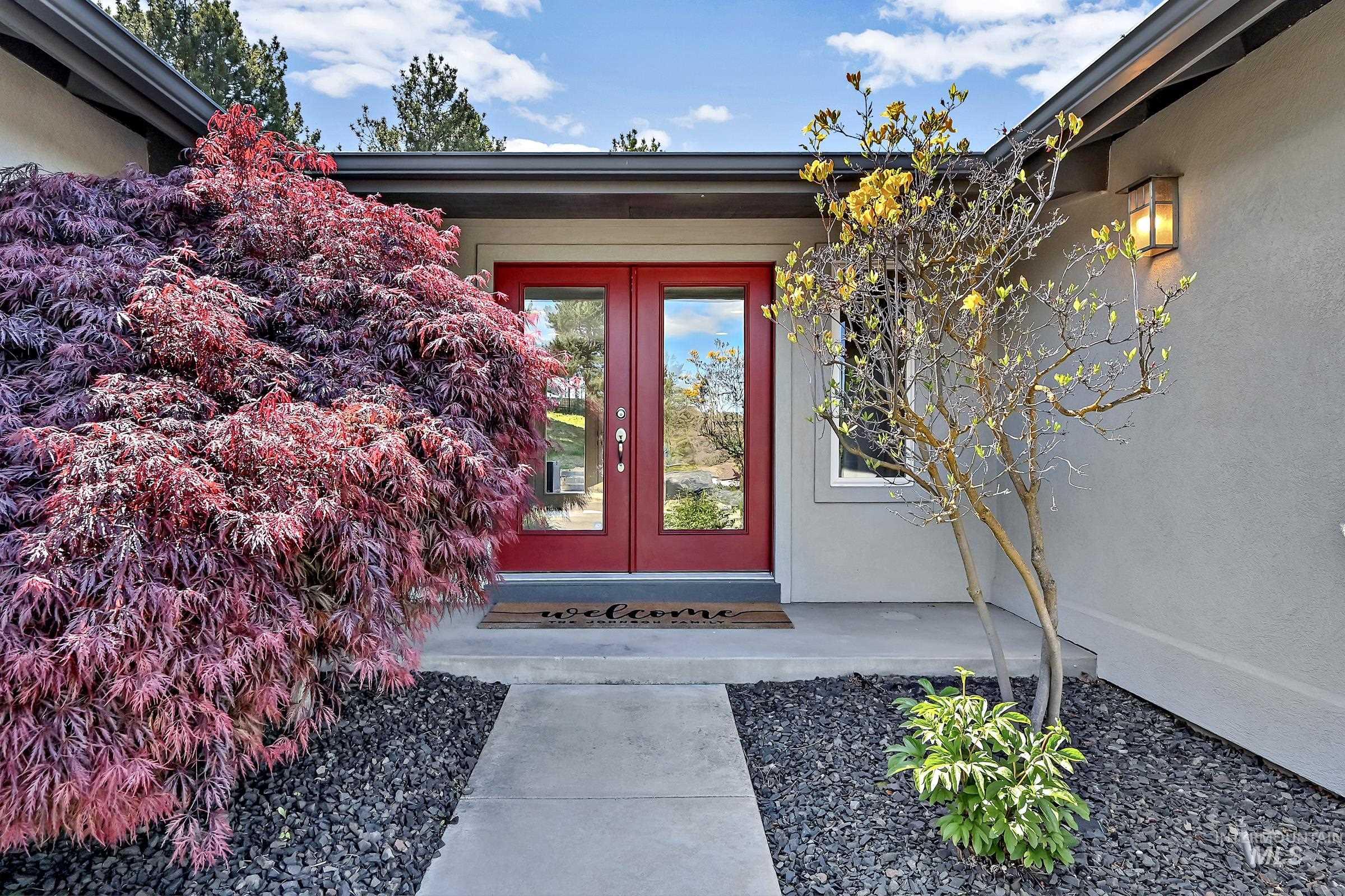 709 E Braemere Road, Boise, Idaho 83702, 4 Bedrooms, 4.5 Bathrooms, Residential For Sale, Price $1,495,000, 98988072