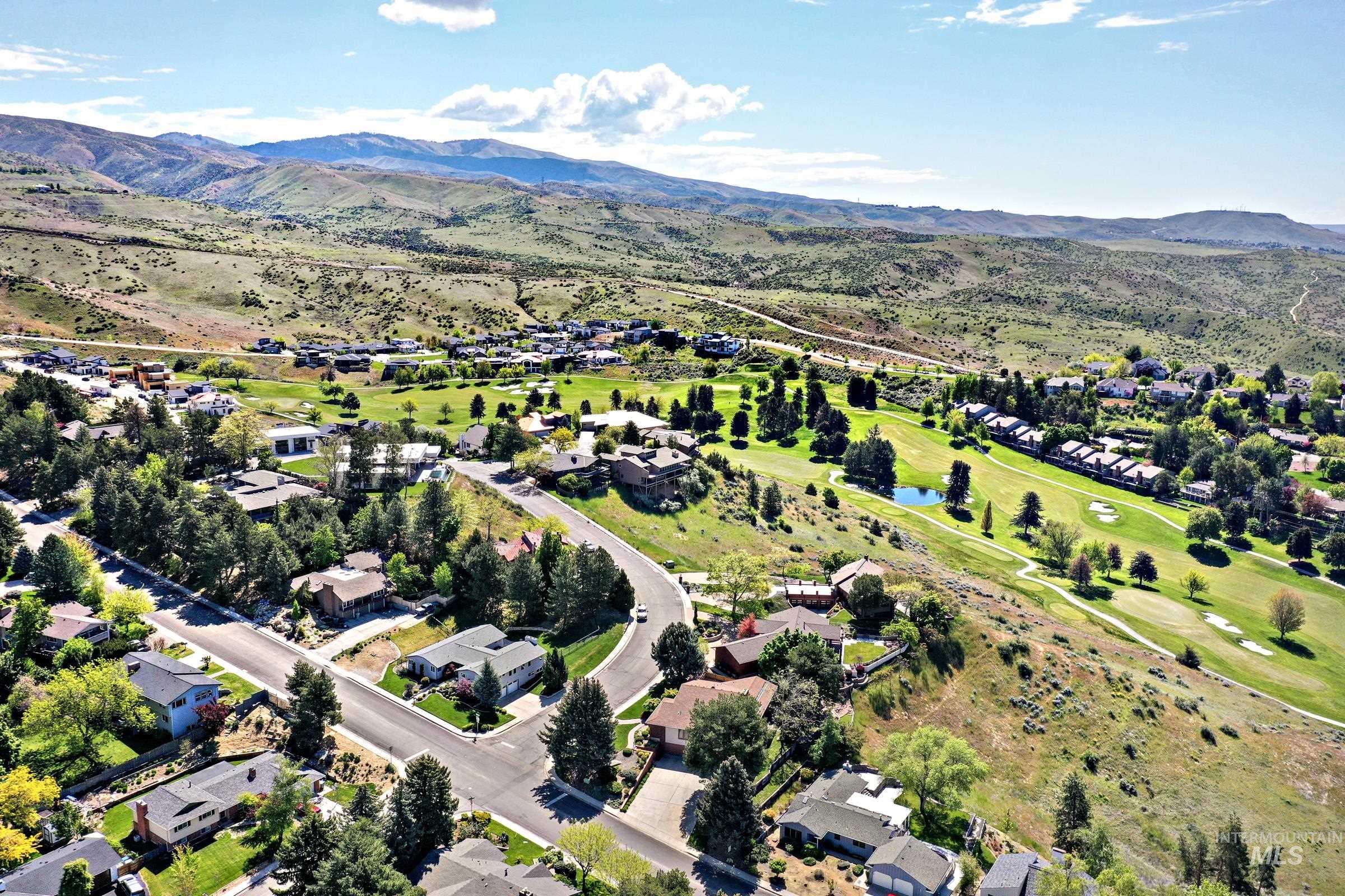 709 E Braemere Road, Boise, Idaho 83702, 4 Bedrooms, 4.5 Bathrooms, Residential For Sale, Price $1,495,000, 98988072