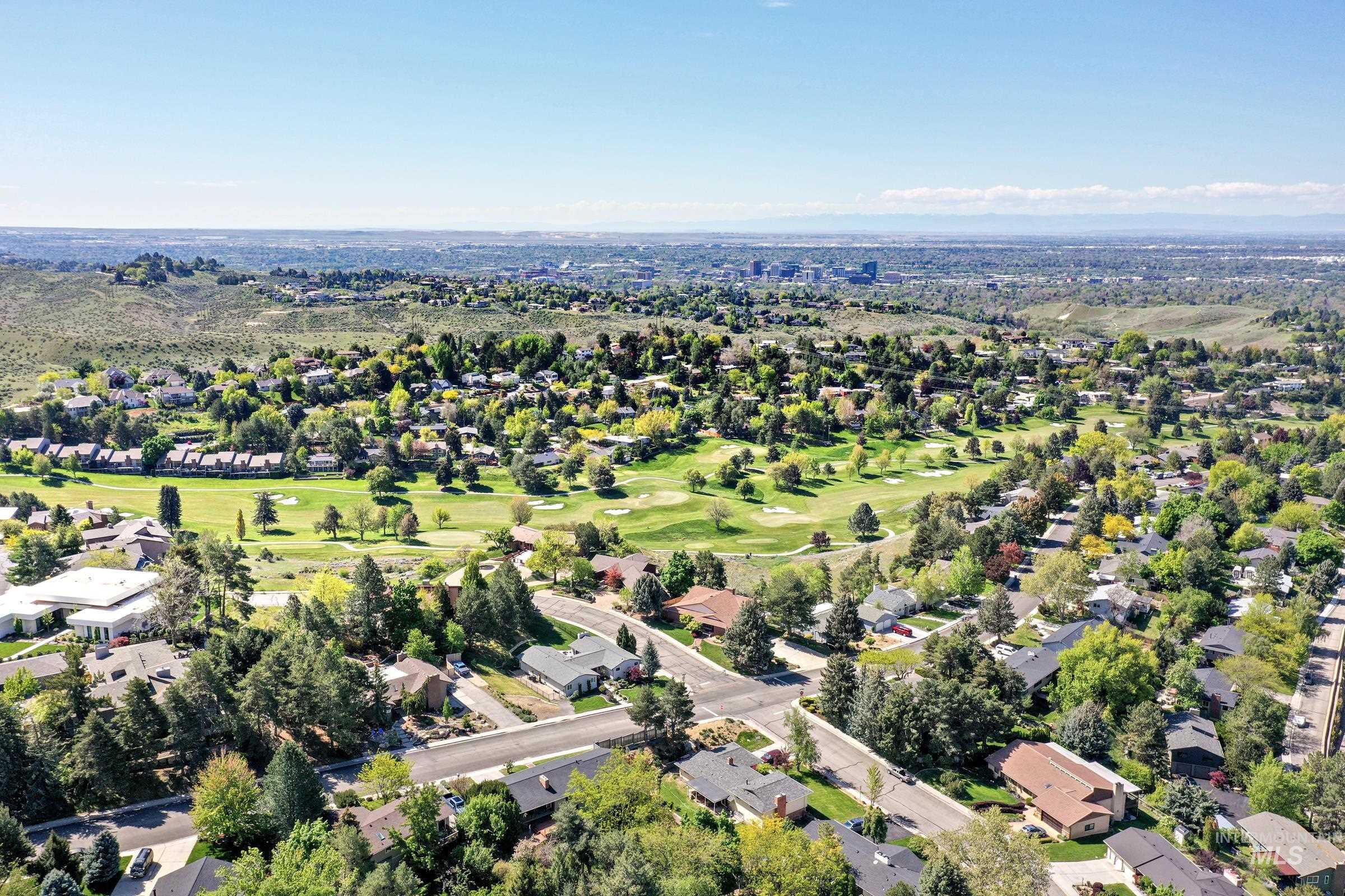 709 E Braemere Road, Boise, Idaho 83702, 4 Bedrooms, 4.5 Bathrooms, Residential For Sale, Price $1,495,000, 98988072
