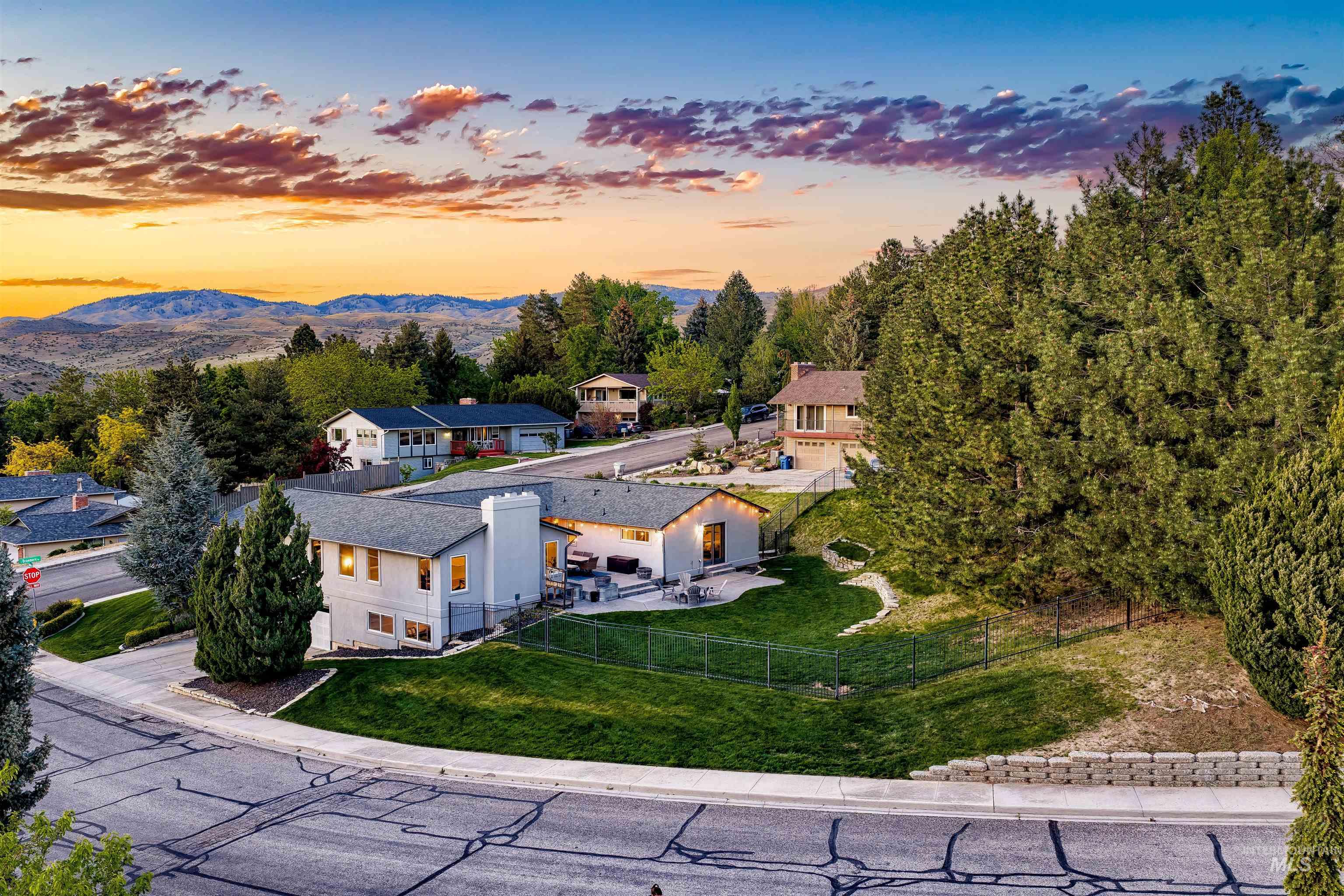709 E Braemere Road, Boise, Idaho 83702, 4 Bedrooms, 4.5 Bathrooms, Residential For Sale, Price $1,495,000, 98988072