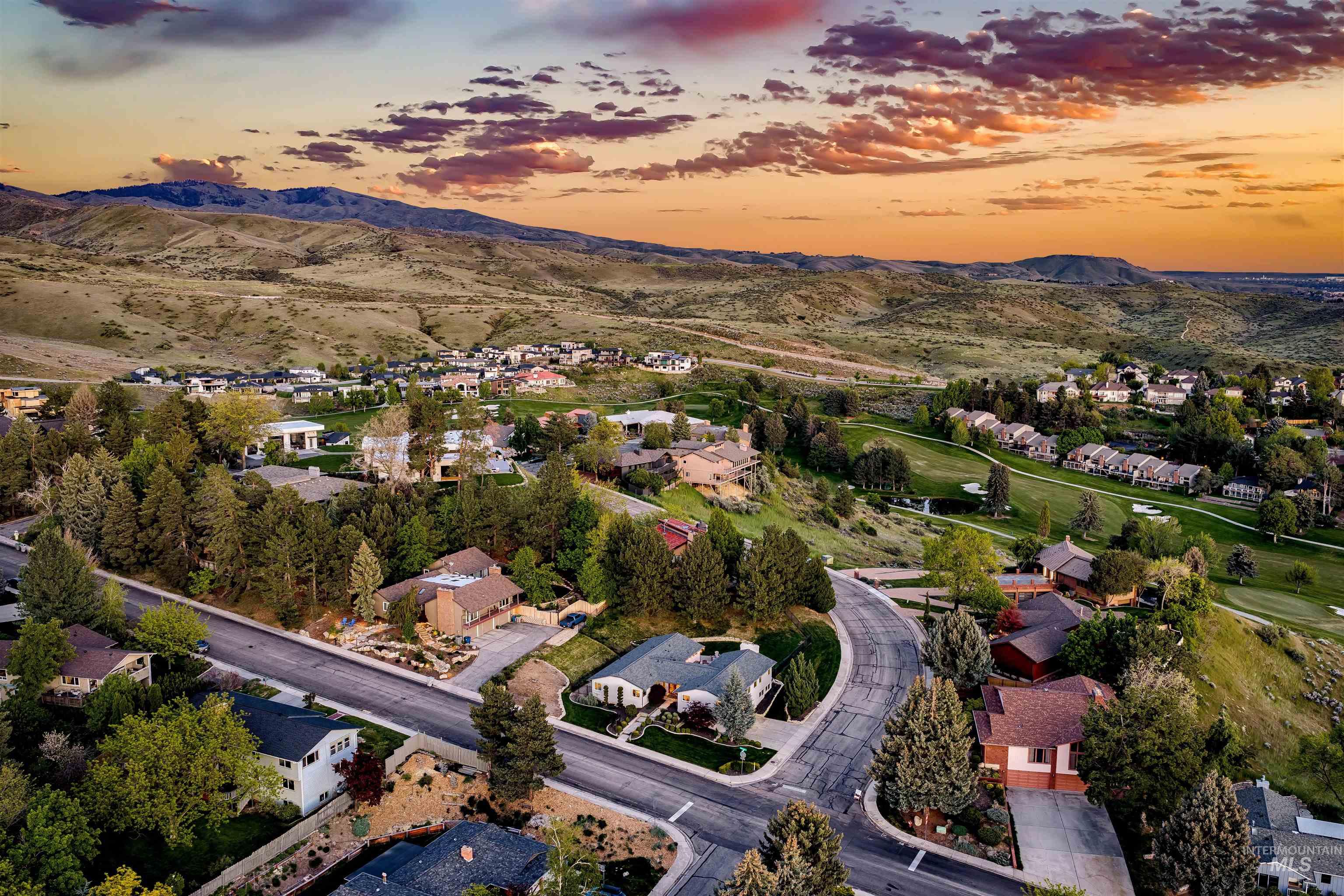 709 E Braemere Road, Boise, Idaho 83702, 4 Bedrooms, 4.5 Bathrooms, Residential For Sale, Price $1,495,000, 98988072