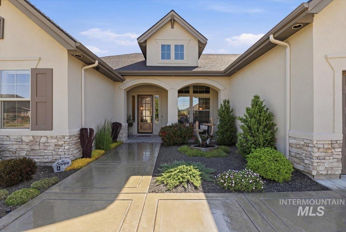 594 S Devon Ave, Star, Idaho 83669, 4 Bedrooms, 3.5 Bathrooms, Residential For Sale, Price $1,199,900, 98988078