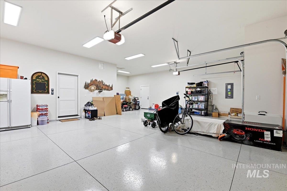 594 S Devon Ave, Star, Idaho 83669, 4 Bedrooms, 3.5 Bathrooms, Residential For Sale, Price $1,199,900, 98988078