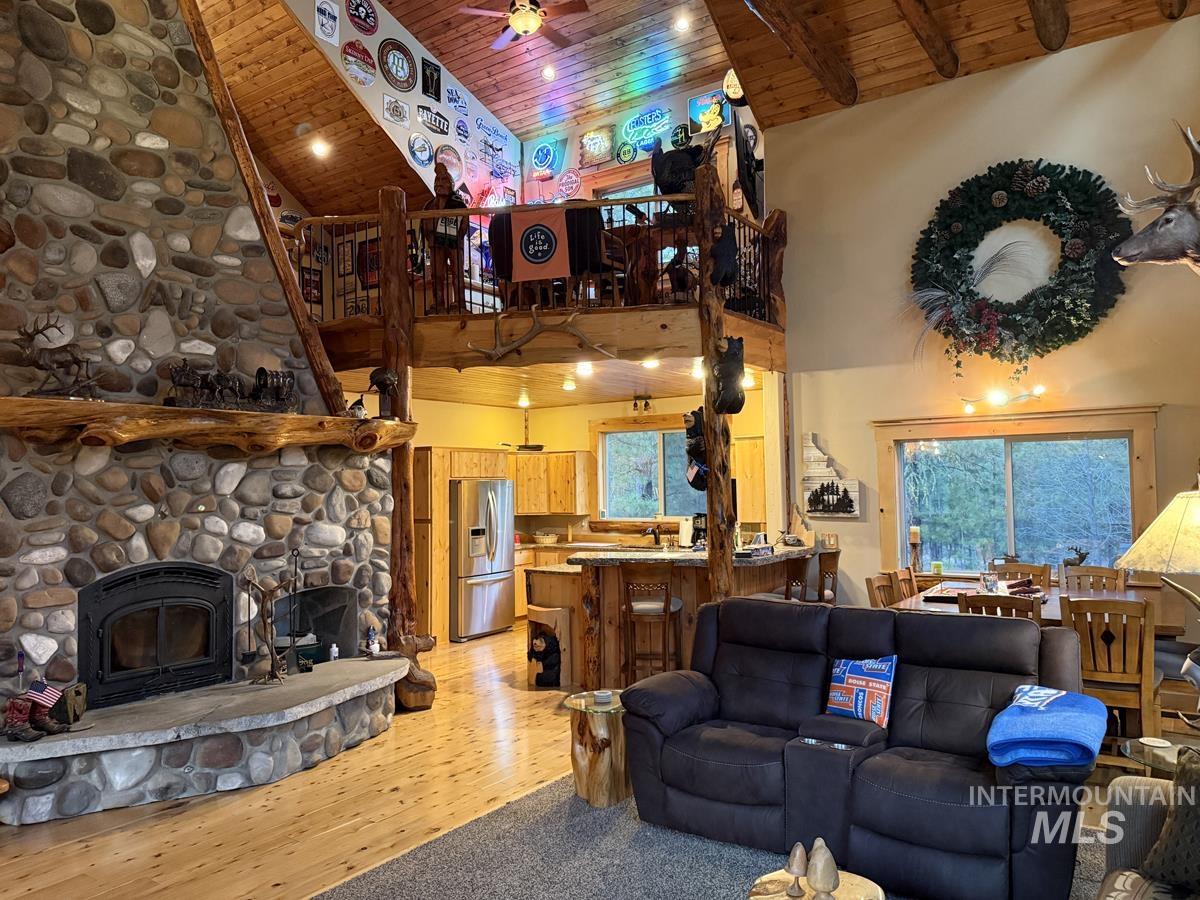 515 Cabarton Road, Cascade, Idaho 83611, 3 Bedrooms, 3 Bathrooms, Residential For Sale, Price $1,750,000, 98988079