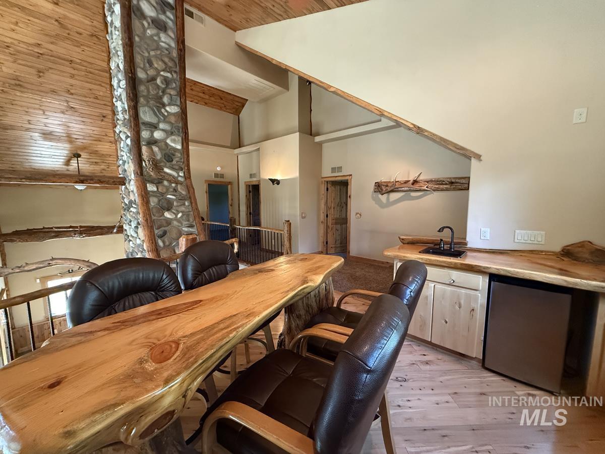 515 Cabarton Road, Cascade, Idaho 83611, 3 Bedrooms, 3 Bathrooms, Residential For Sale, Price $1,750,000, 98988079