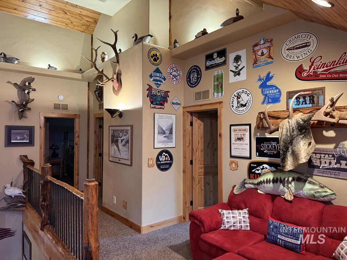 515 Cabarton Road, Cascade, Idaho 83611, 3 Bedrooms, 3 Bathrooms, Residential For Sale, Price $1,750,000, 98988079