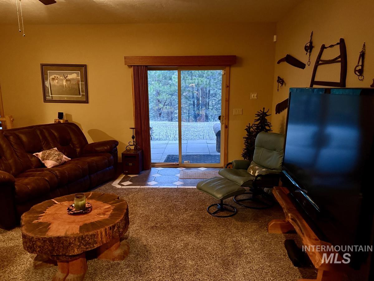 515 Cabarton Road, Cascade, Idaho 83611, 3 Bedrooms, 3 Bathrooms, Residential For Sale, Price $1,750,000, 98988079