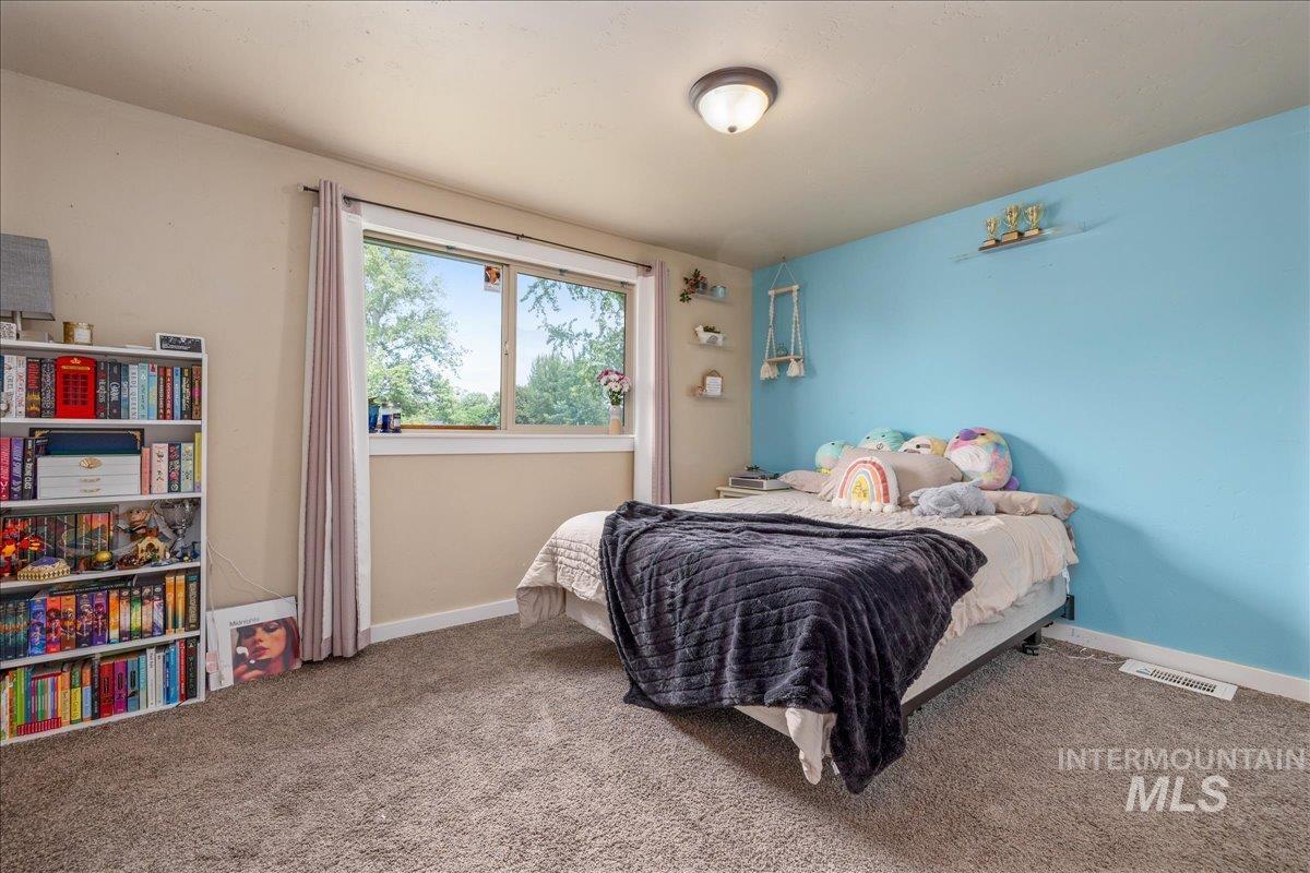4125 E Green Meadow Dr, Meridian, Idaho 83646-5813, 4 Bedrooms, 2.5 Bathrooms, Residential For Sale, Price $875,000,MLS 98988080
