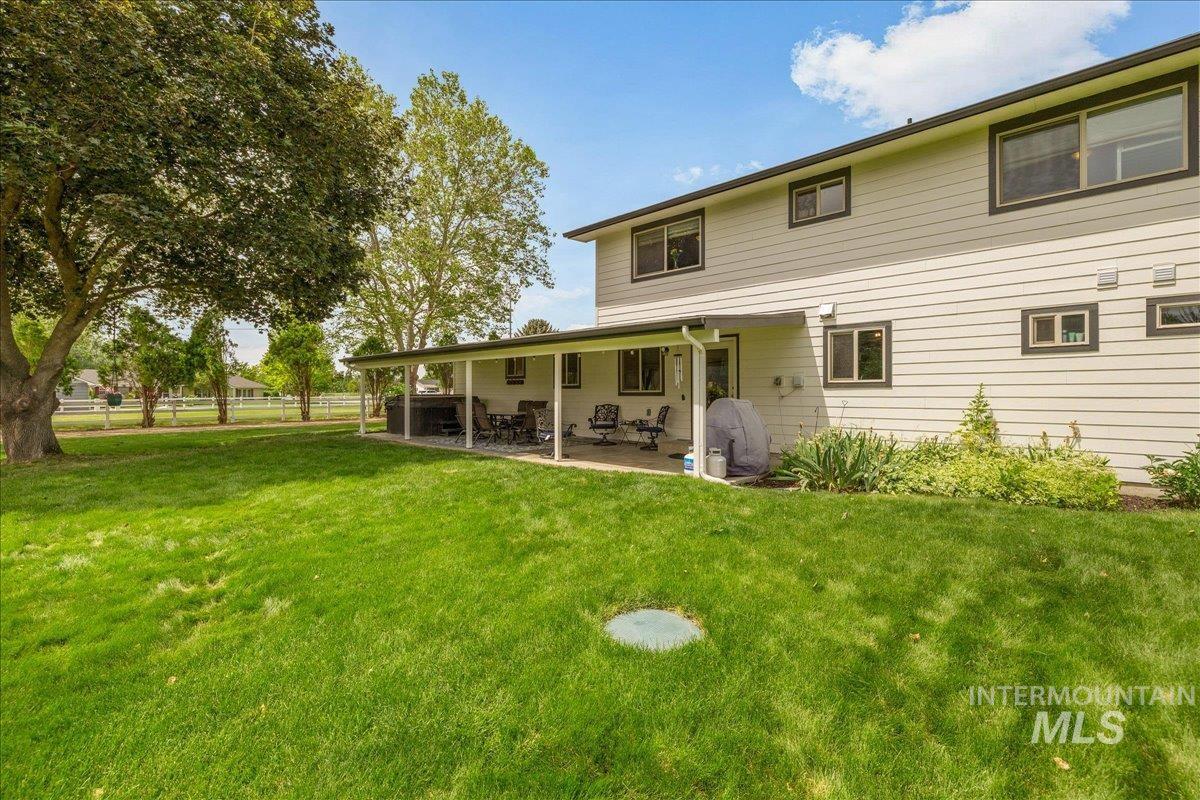 4125 E Green Meadow Dr, Meridian, Idaho 83646-5813, 4 Bedrooms, 2.5 Bathrooms, Residential For Sale, Price $875,000,MLS 98988080