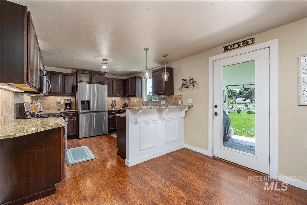 4125 E Green Meadow Dr, Meridian, Idaho 83646-5813, 4 Bedrooms, 2.5 Bathrooms, Residential For Sale, Price $875,000,MLS 98988080