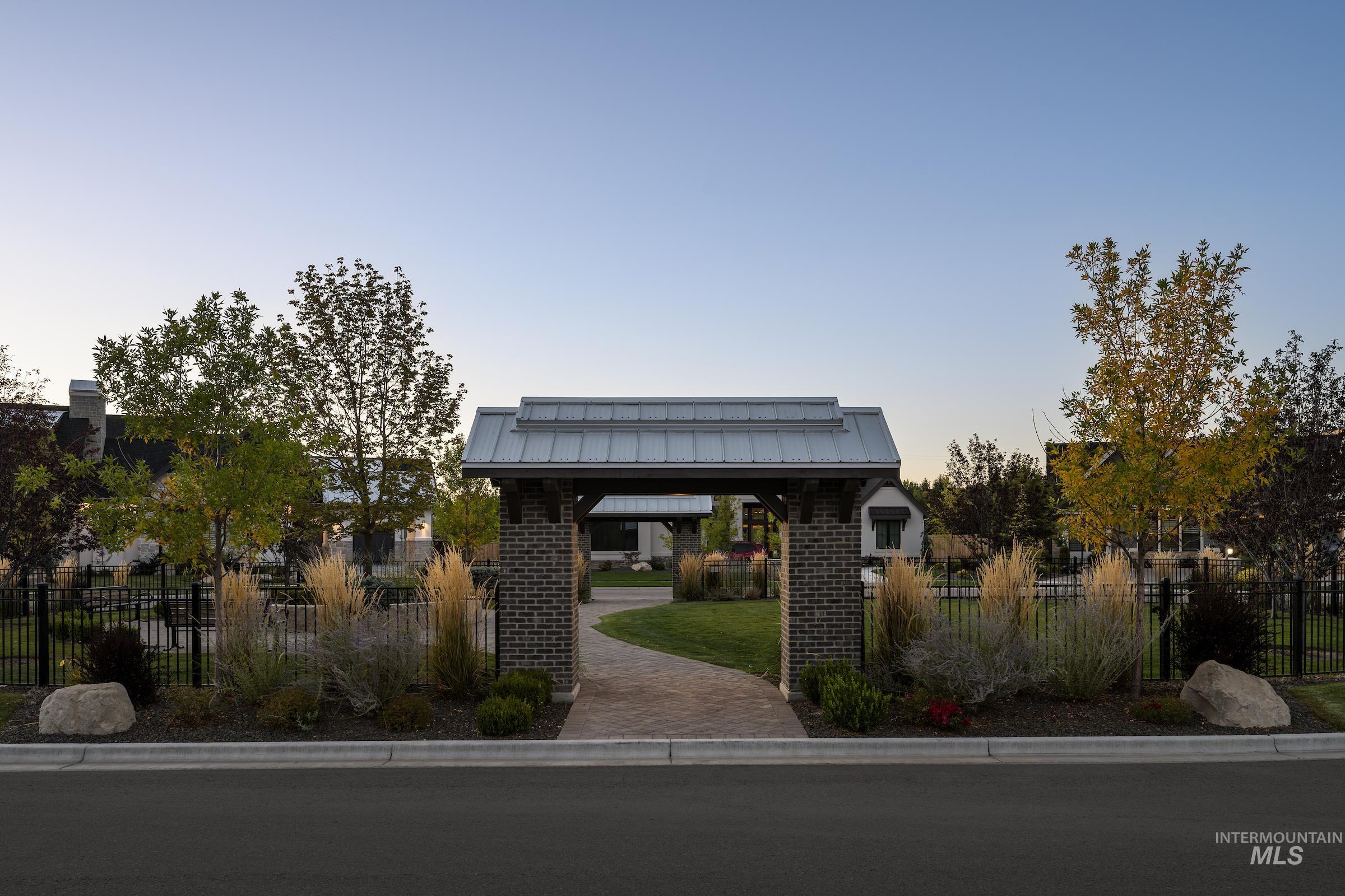 11827 N Rabbitbrush Way, Boise, Idaho 83714, 3 Bedrooms, 3 Bathrooms, Residential For Sale, Price $909,300,MLS 98988082