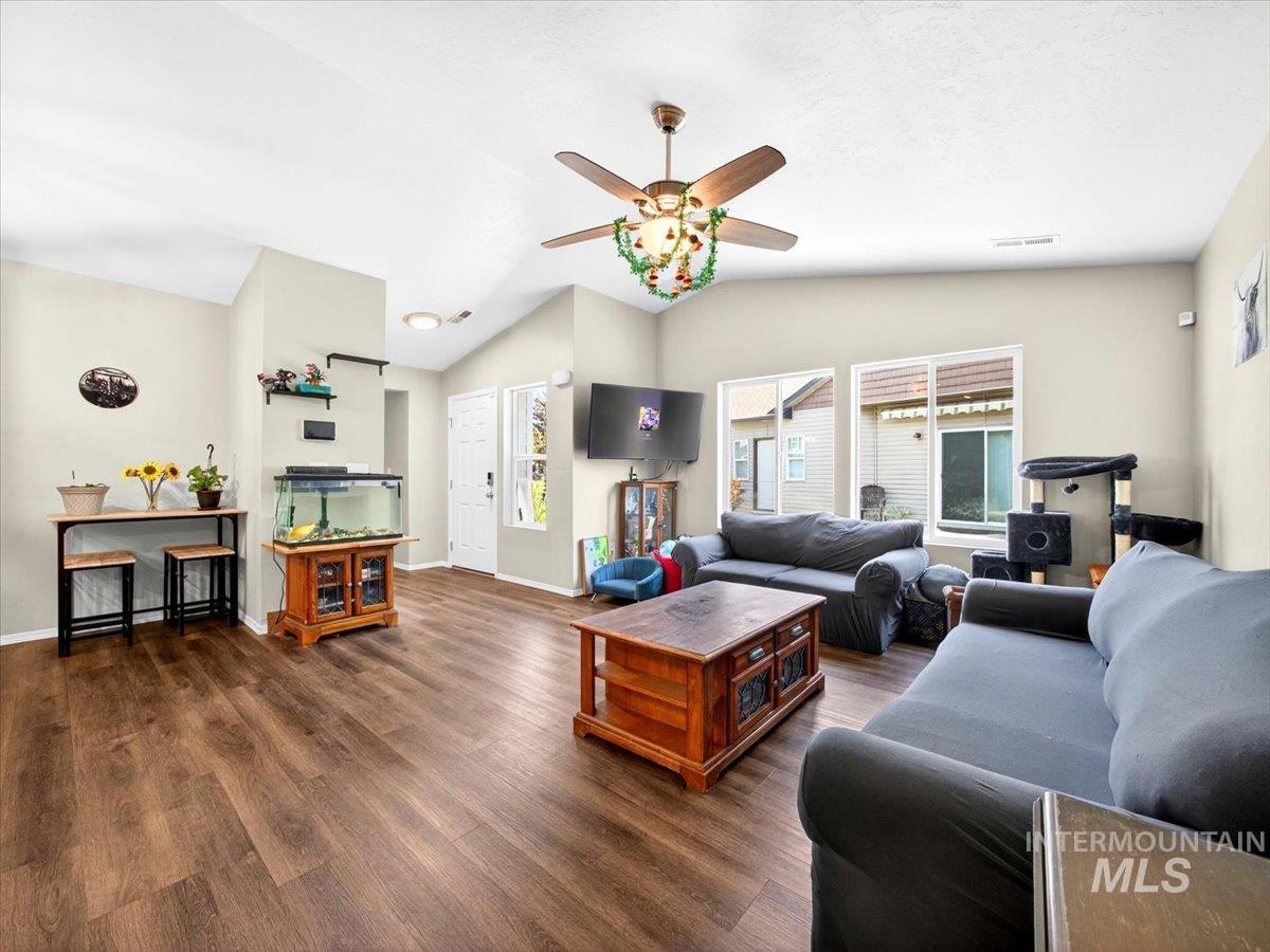 878 S Beaver Creek Way, Emmett, Idaho 83617, 3 Bedrooms, 2 Bathrooms, Residential For Sale, Price $337,900, 98988085