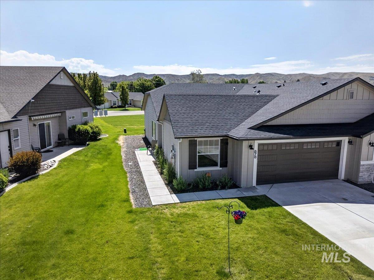 878 S Beaver Creek Way, Emmett, Idaho 83617, 3 Bedrooms, 2 Bathrooms, Residential For Sale, Price $337,900, 98988085