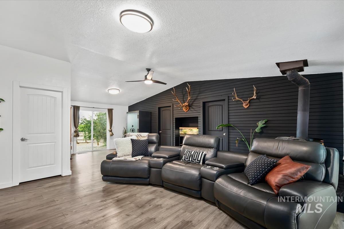 4602 W Central Rd, Emmett, Idaho 83617, 5 Bedrooms, 3 Bathrooms, Residential For Sale, Price $979,999, 98988088