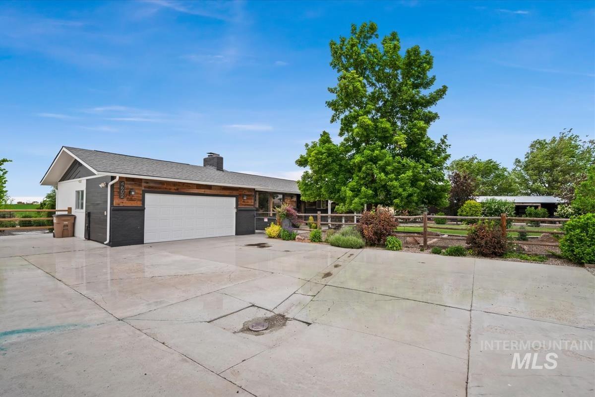 4602 W Central Rd, Emmett, Idaho 83617, 5 Bedrooms, 3 Bathrooms, Residential For Sale, Price $979,999, 98988088