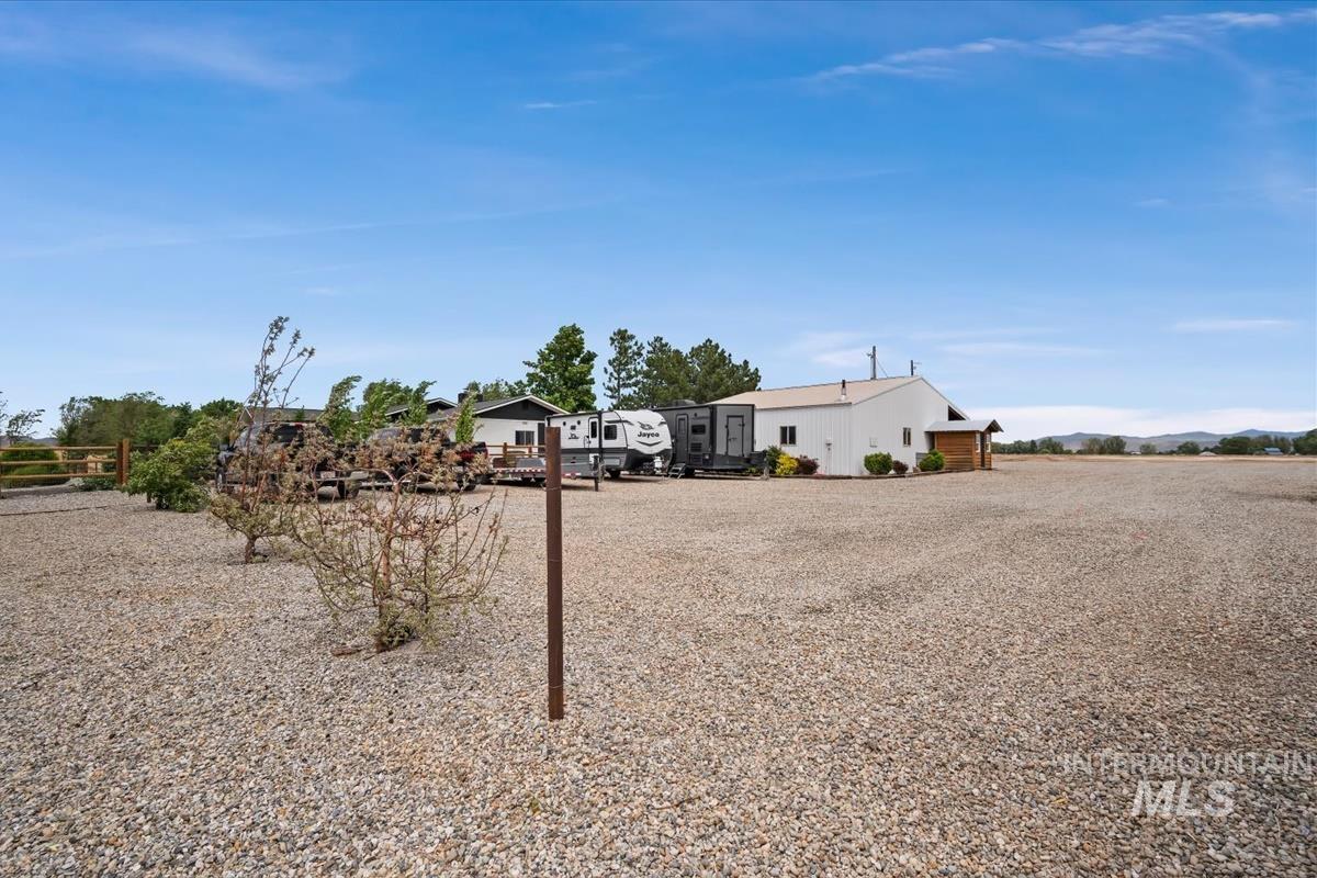 4602 W Central Rd, Emmett, Idaho 83617, 5 Bedrooms, 3 Bathrooms, Residential For Sale, Price $979,999, 98988088