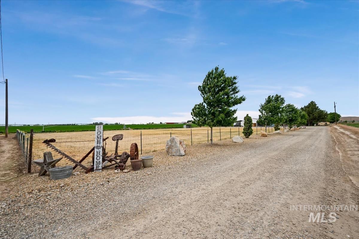 4602 W Central Rd, Emmett, Idaho 83617, 5 Bedrooms, 3 Bathrooms, Residential For Sale, Price $979,999, 98988088