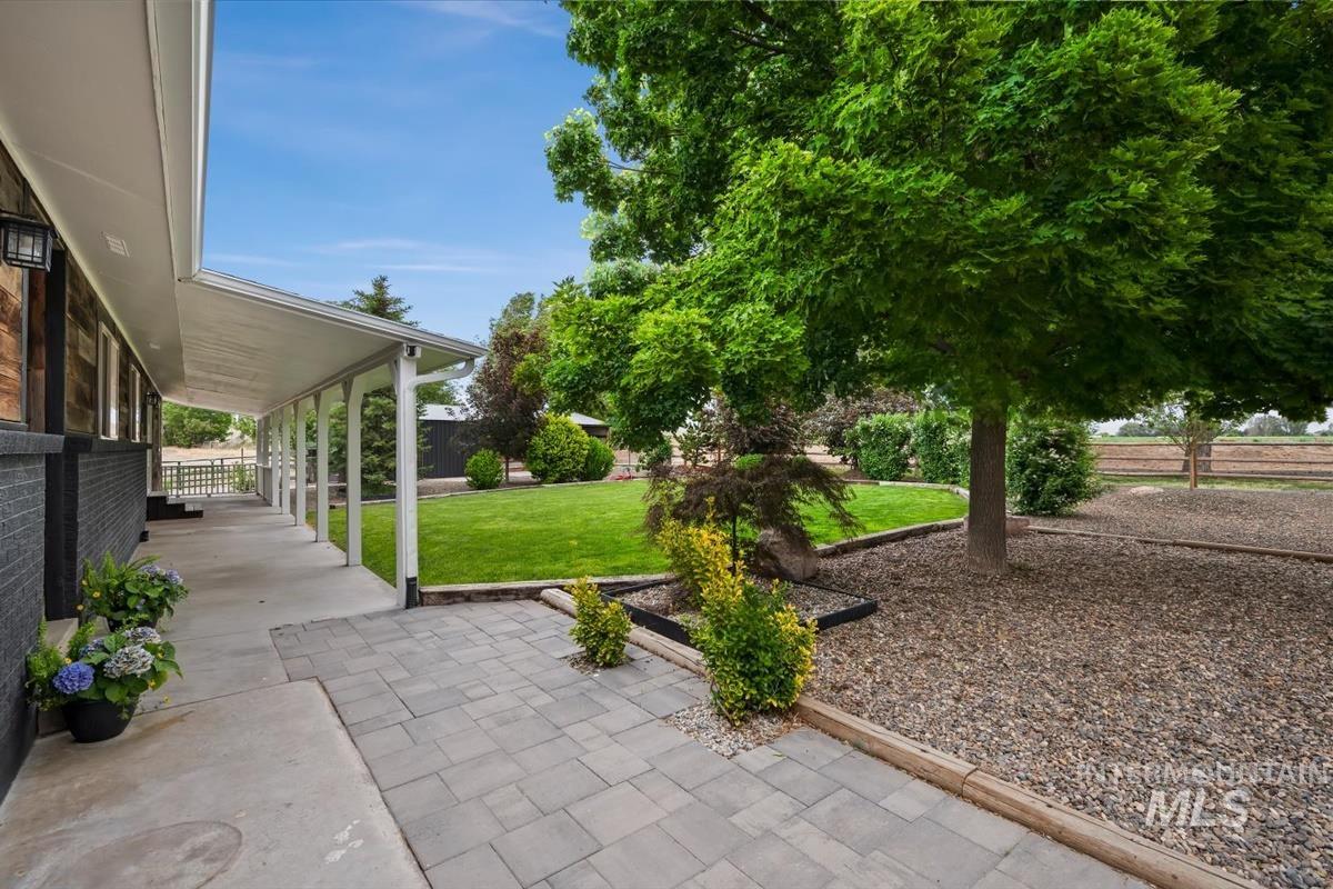 4602 W Central Rd, Emmett, Idaho 83617, 5 Bedrooms, 3 Bathrooms, Residential For Sale, Price $979,999, 98988088