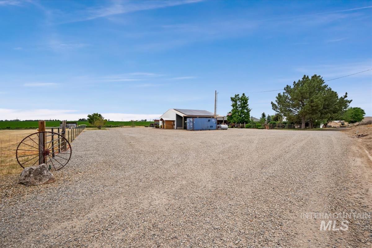4602 W Central Rd, Emmett, Idaho 83617, 5 Bedrooms, 3 Bathrooms, Residential For Sale, Price $979,999, 98988088
