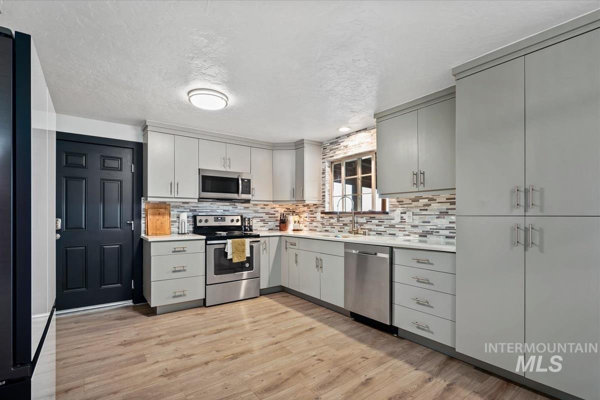 4602 W Central Rd, Emmett, Idaho 83617, 5 Bedrooms, 3 Bathrooms, Residential For Sale, Price $979,999, 98988088