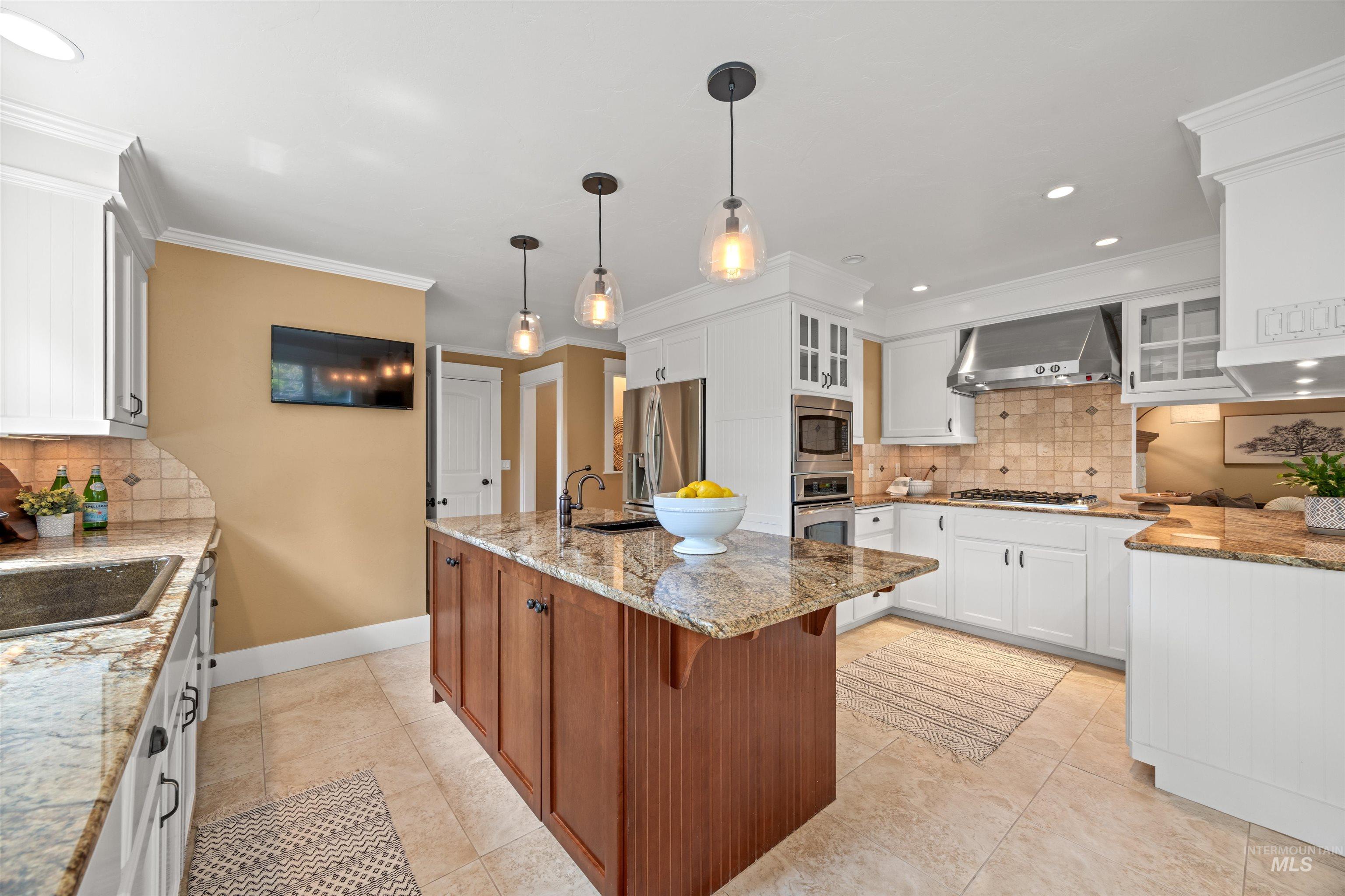 2914 N Alamo, Boise, Idaho 83704, 4 Bedrooms, 3 Bathrooms, Residential For Sale, Price $899,999, 98988091