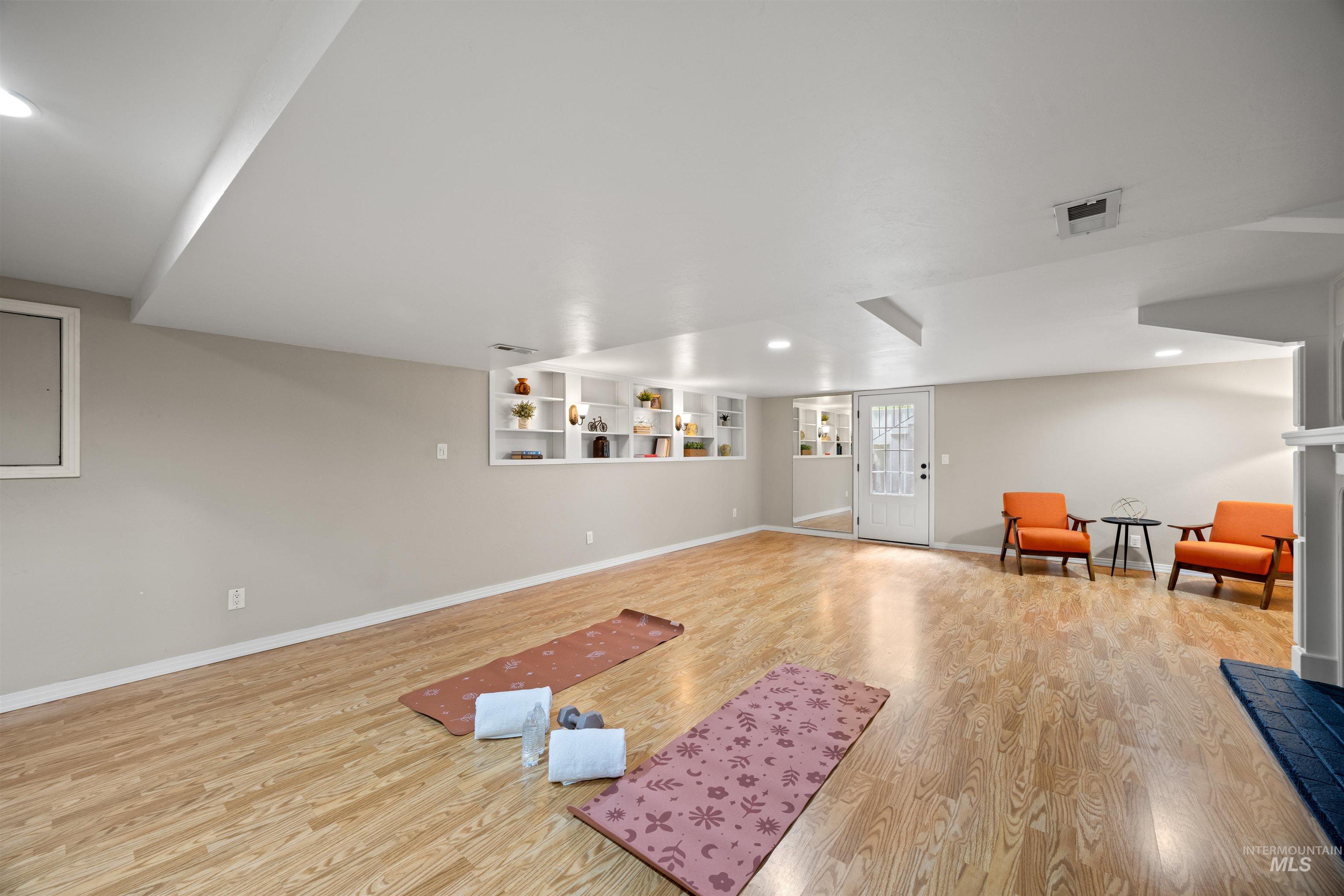 2914 N Alamo, Boise, Idaho 83704, 4 Bedrooms, 3 Bathrooms, Residential For Sale, Price $899,999, 98988091