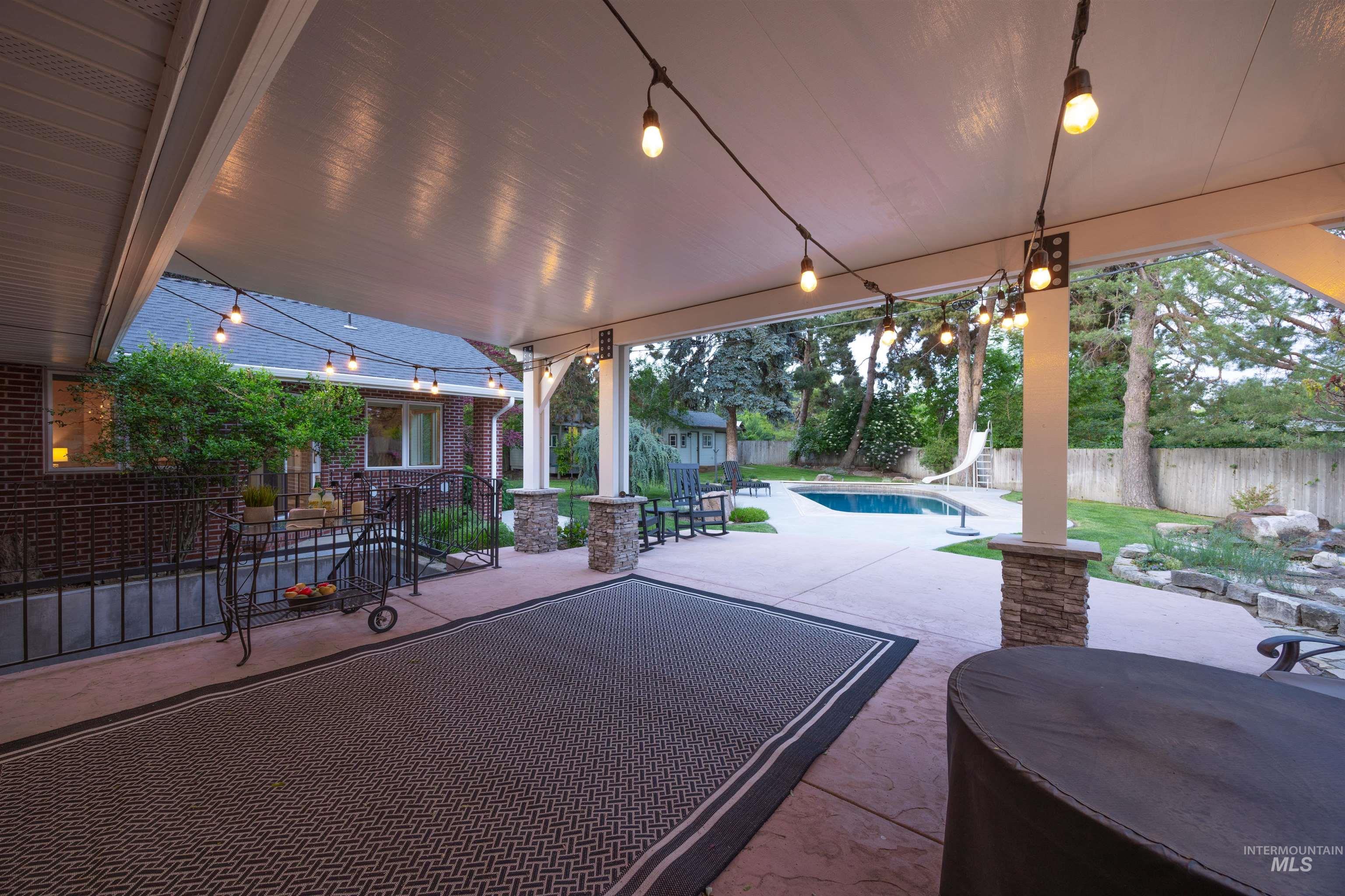 2914 N Alamo, Boise, Idaho 83704, 4 Bedrooms, 3 Bathrooms, Residential For Sale, Price $899,999, 98988091