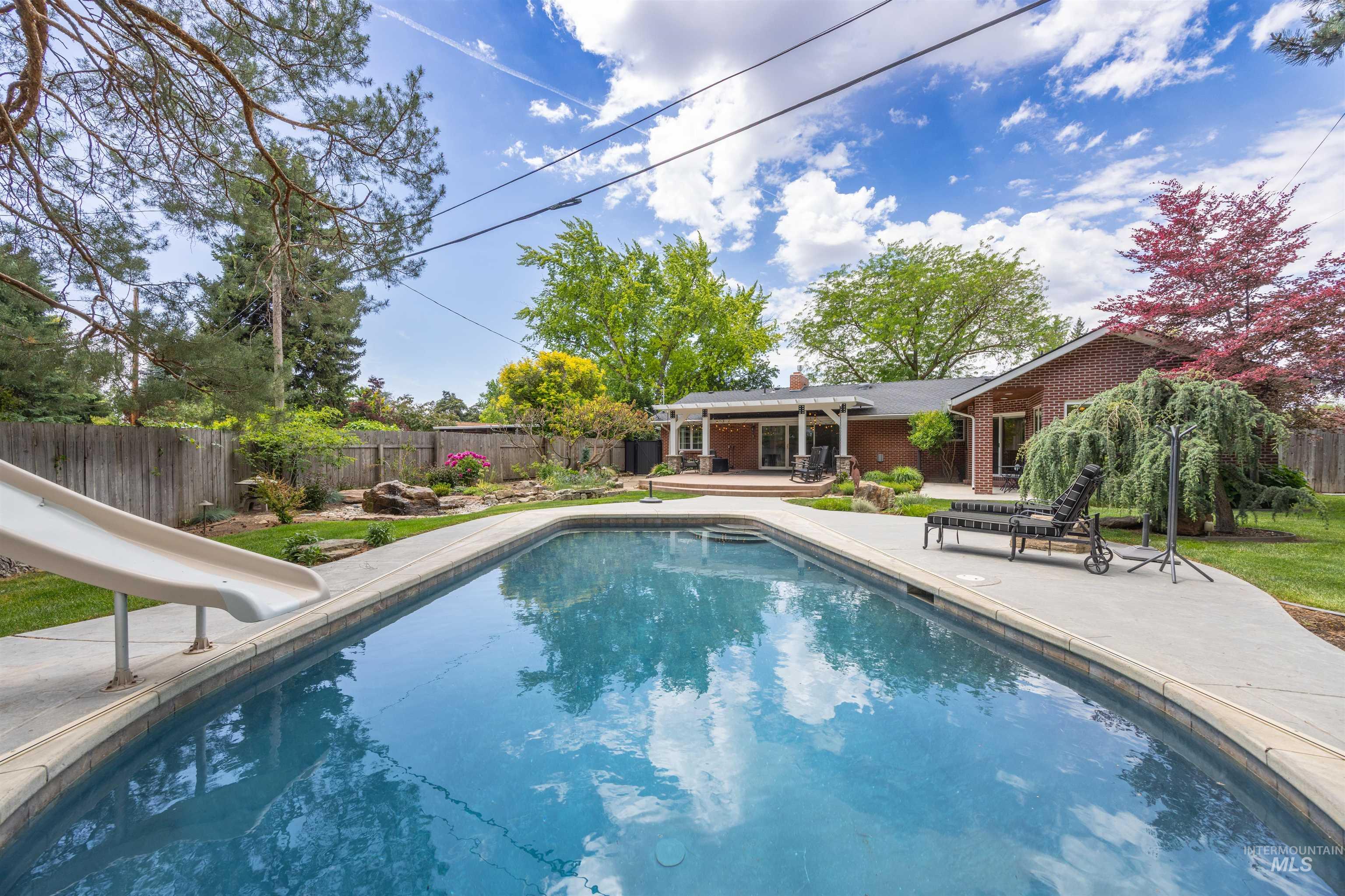 2914 N Alamo, Boise, Idaho 83704, 4 Bedrooms, 3 Bathrooms, Residential For Sale, Price $899,999, 98988091