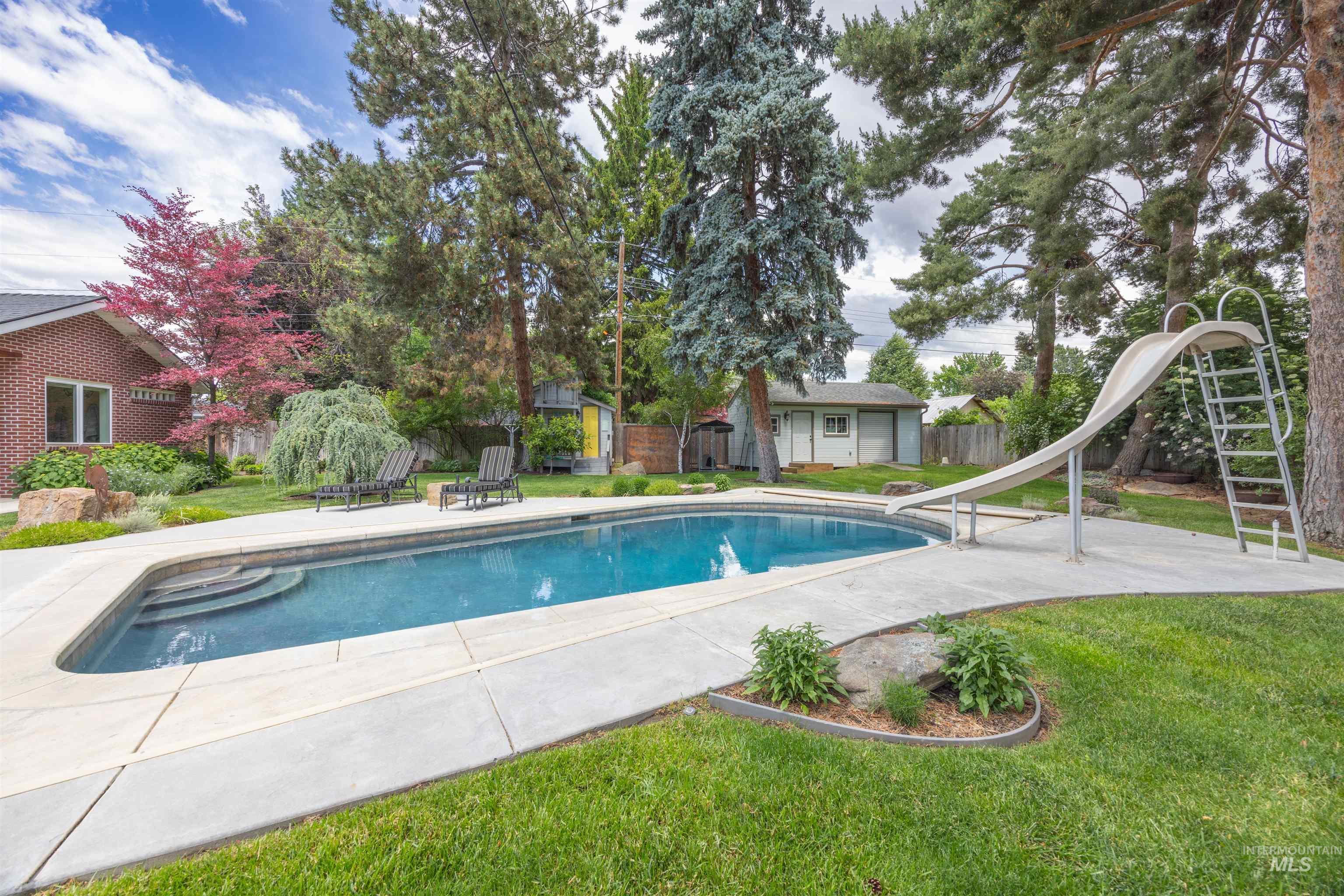 2914 N Alamo, Boise, Idaho 83704, 4 Bedrooms, 3 Bathrooms, Residential For Sale, Price $899,999, 98988091