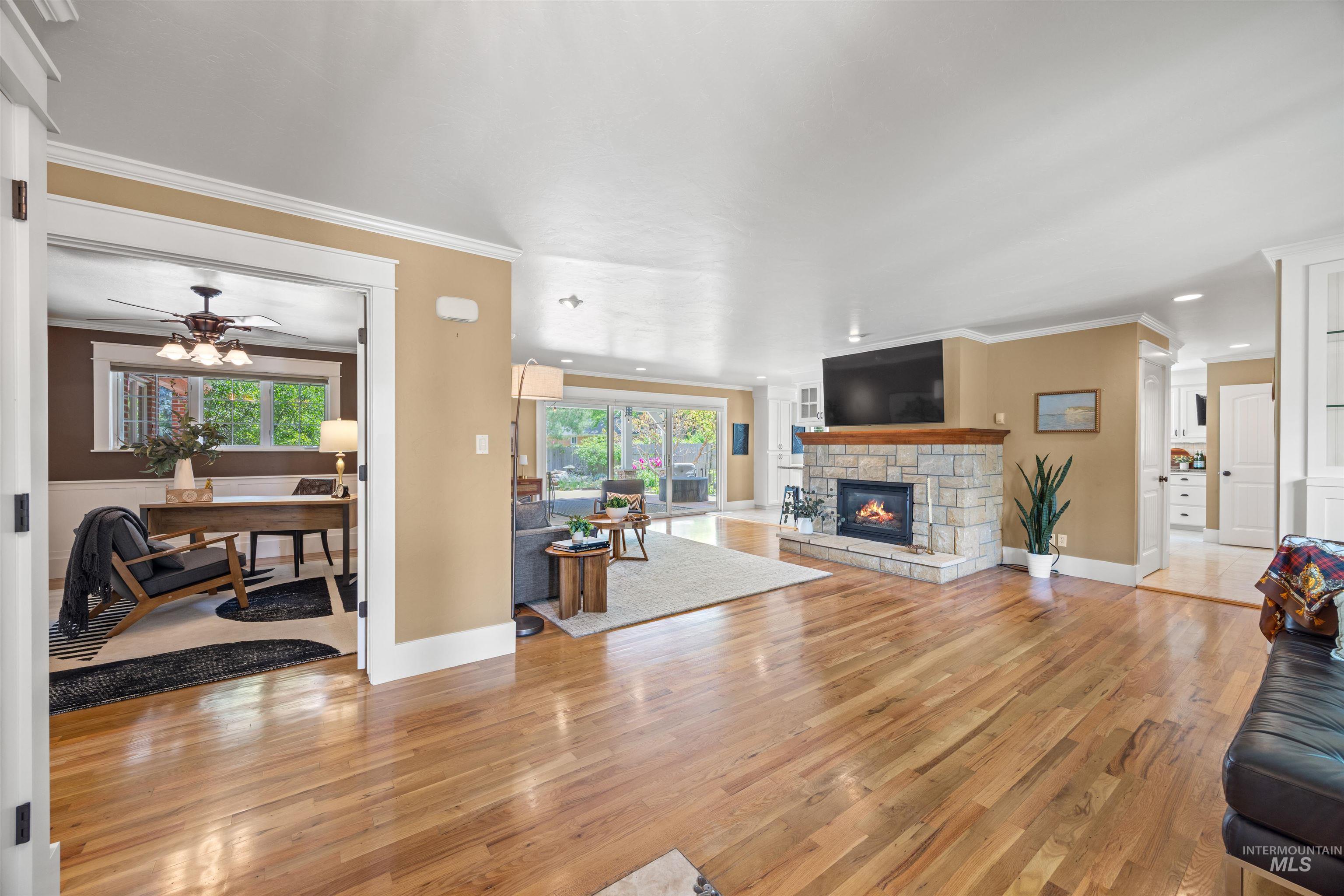 2914 N Alamo, Boise, Idaho 83704, 4 Bedrooms, 3 Bathrooms, Residential For Sale, Price $899,999, 98988091